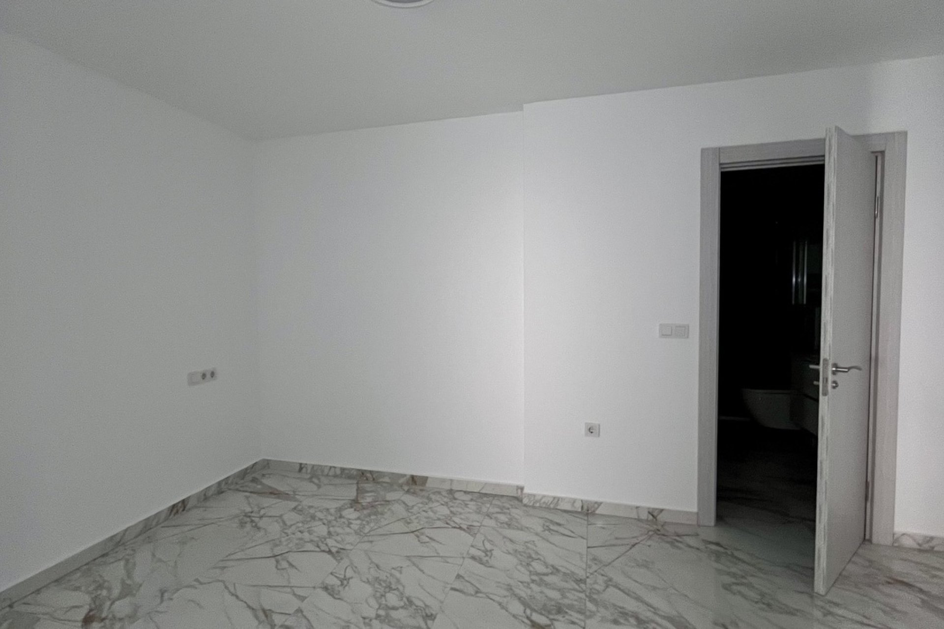 Segunda mano - Apartamento -
Torrevieja - PLAYA LOS LOCOS
