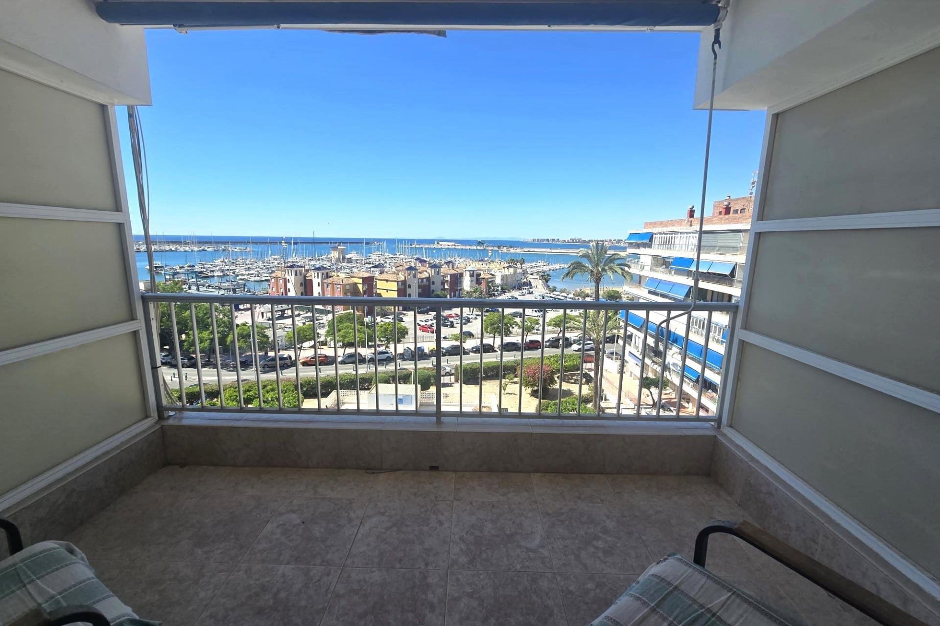 Segunda mano - Apartamento -
Torrevieja - Puerto Deportivo Marina Salinas