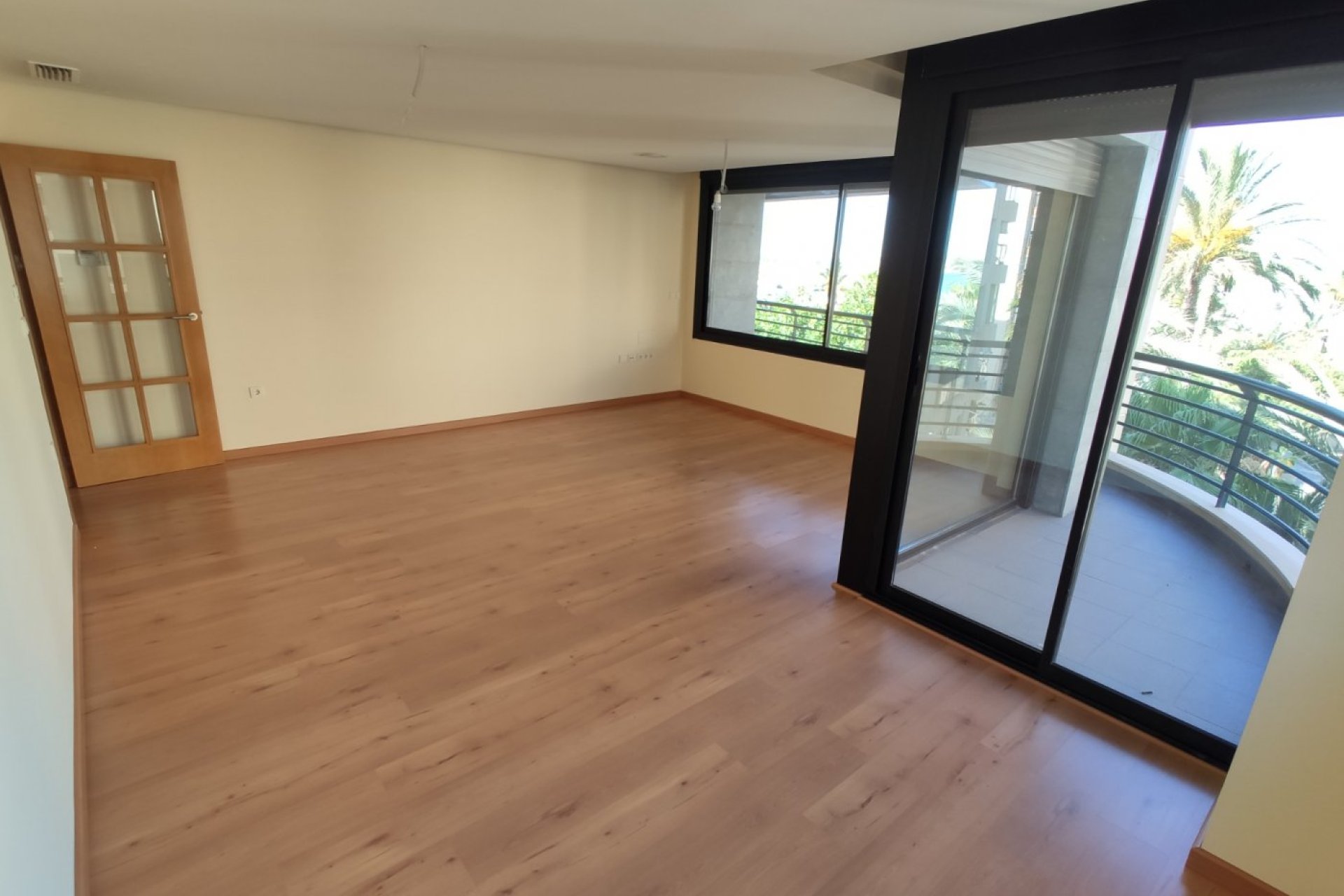 Segunda mano - Apartamento -
Torrevieja - Puerto