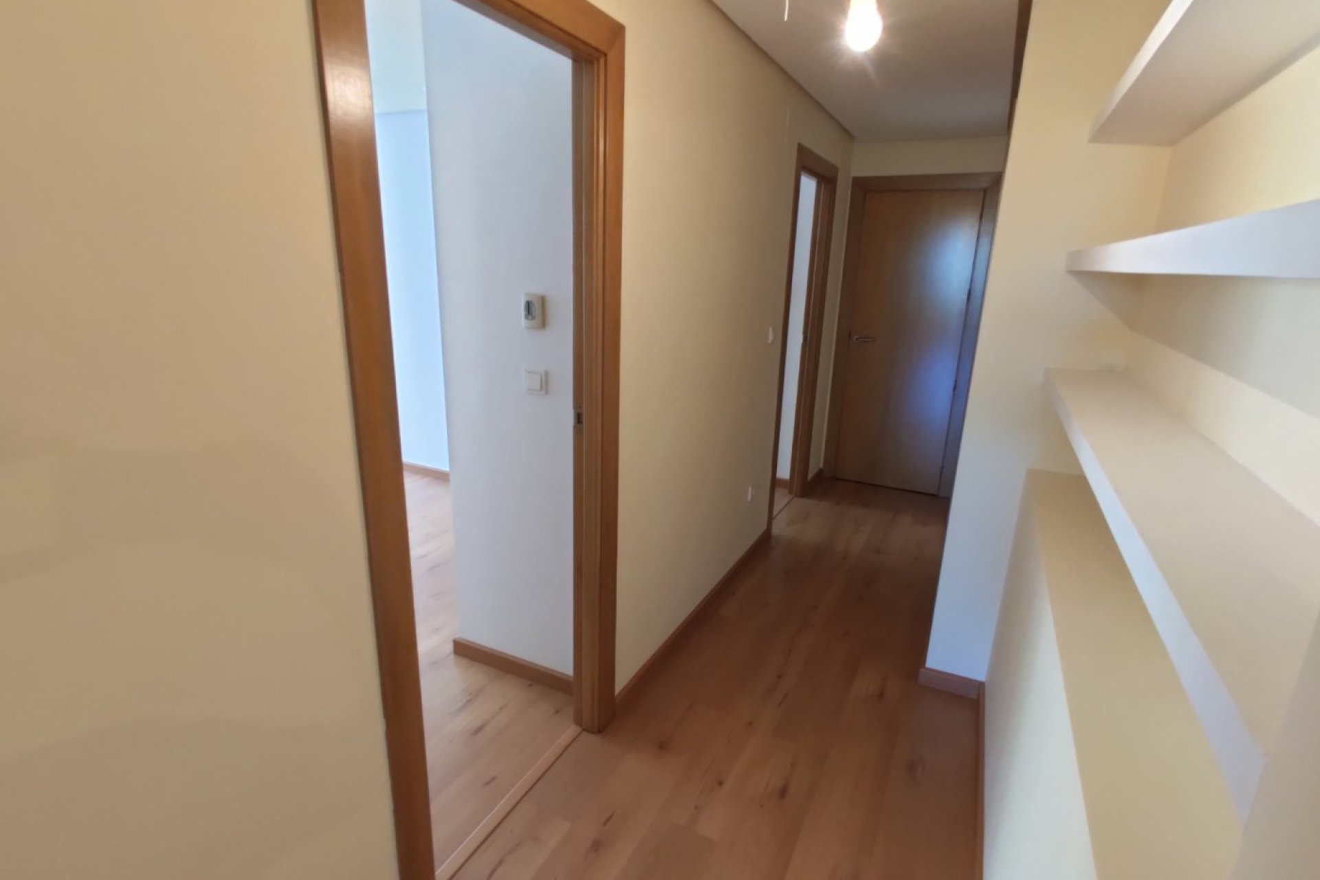 Segunda mano - Apartamento -
Torrevieja - Puerto