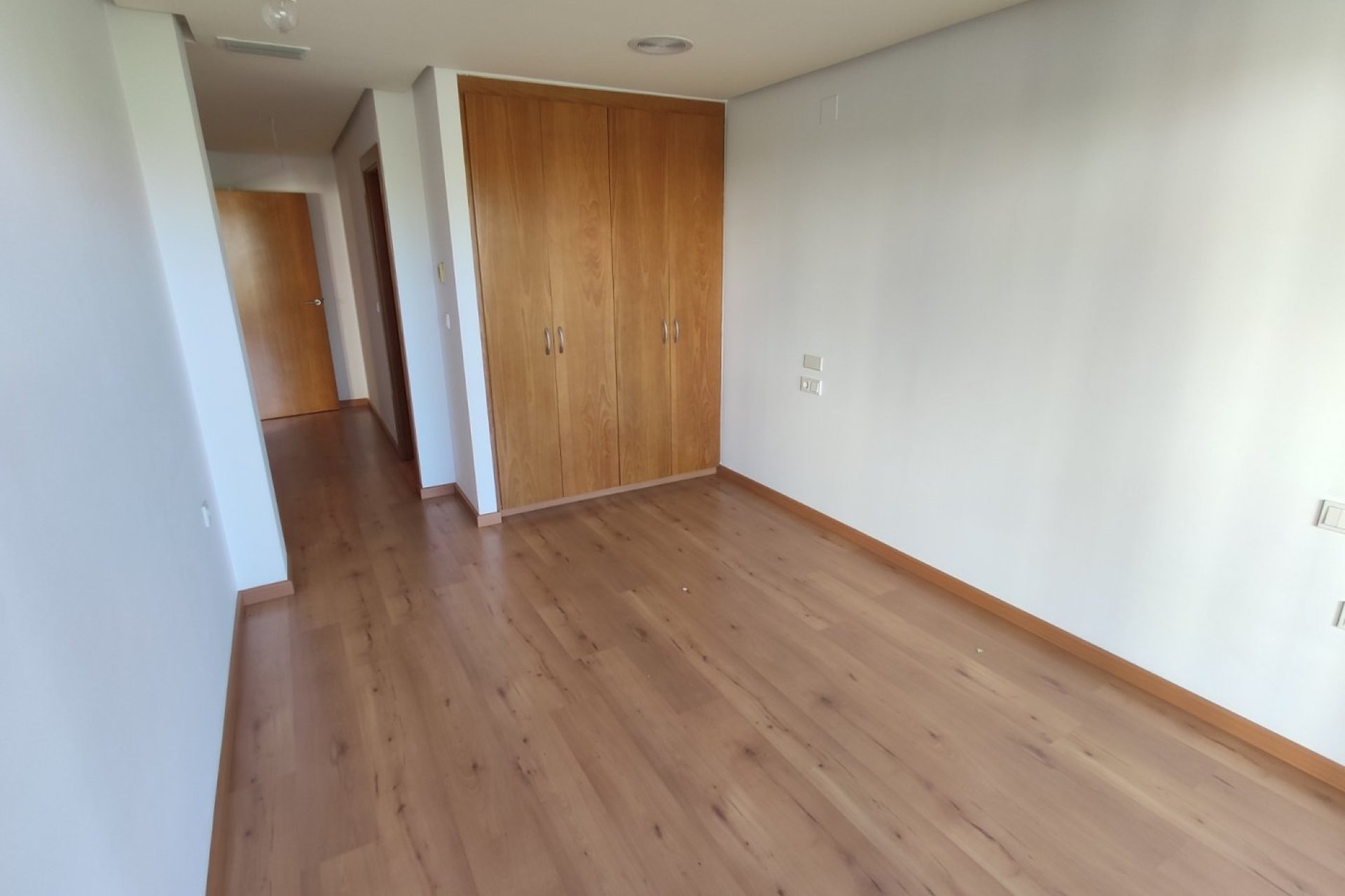 Segunda mano - Apartamento -
Torrevieja - Puerto