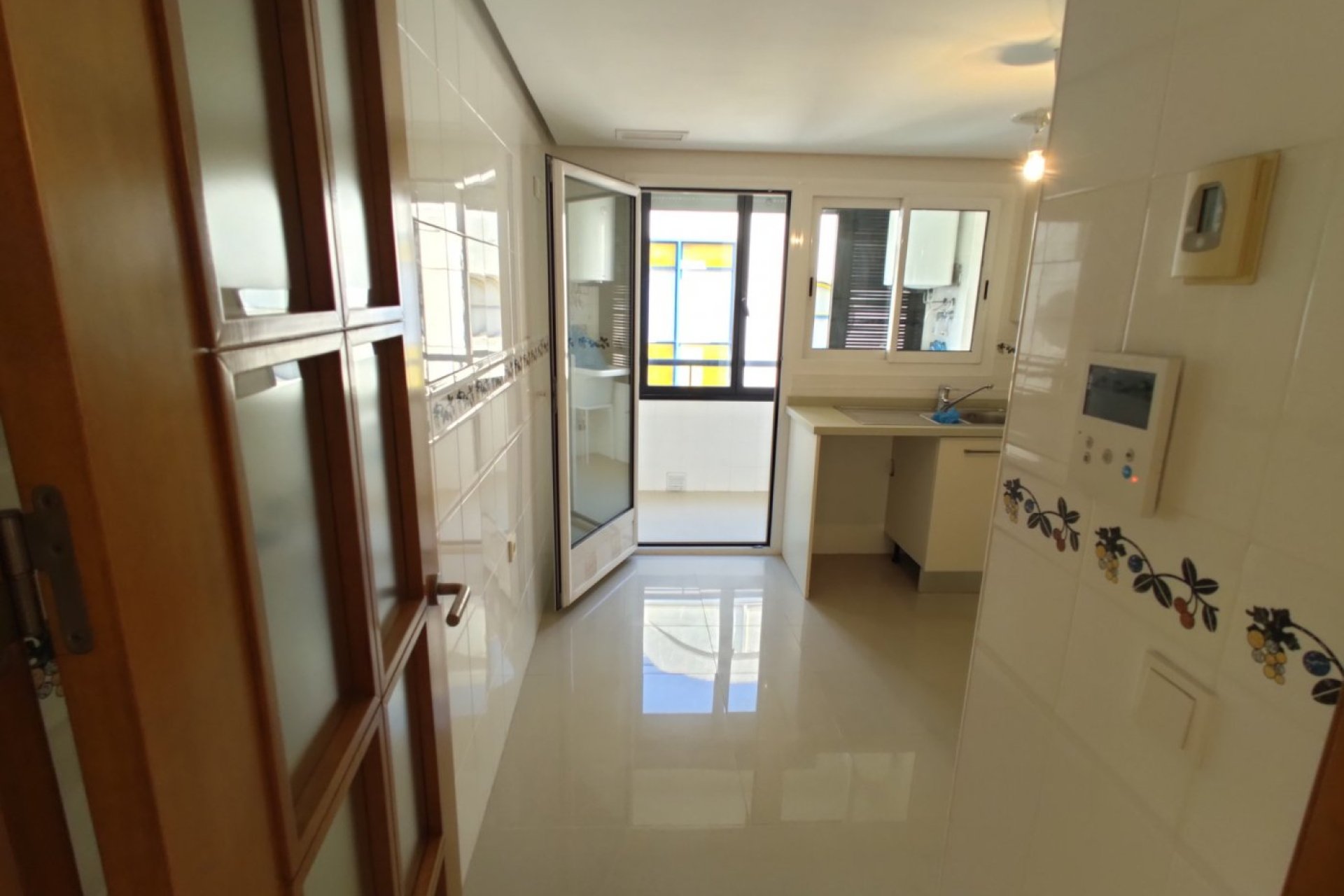 Segunda mano - Apartamento -
Torrevieja - Puerto