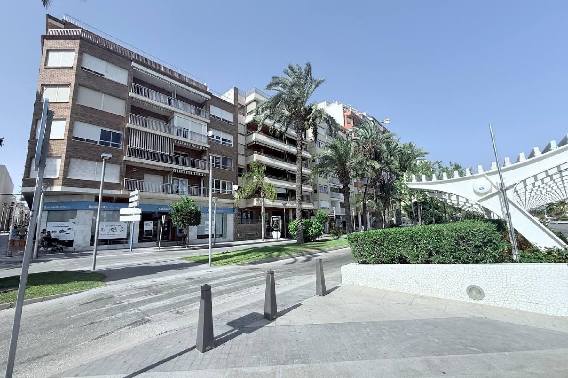 Segunda mano - Apartamento -
Torrevieja - Puerto