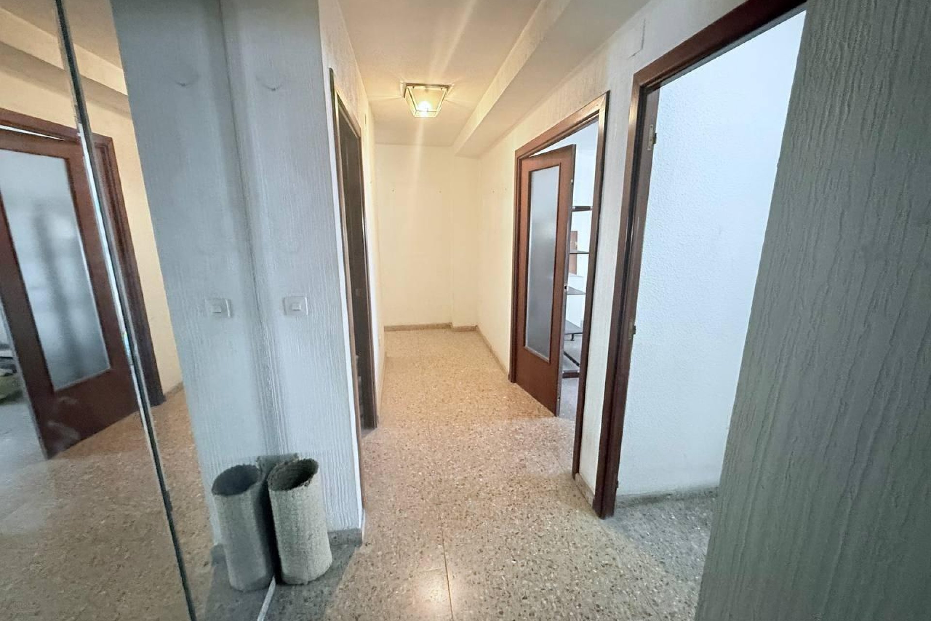 Segunda mano - Apartamento -
Torrevieja - Puerto