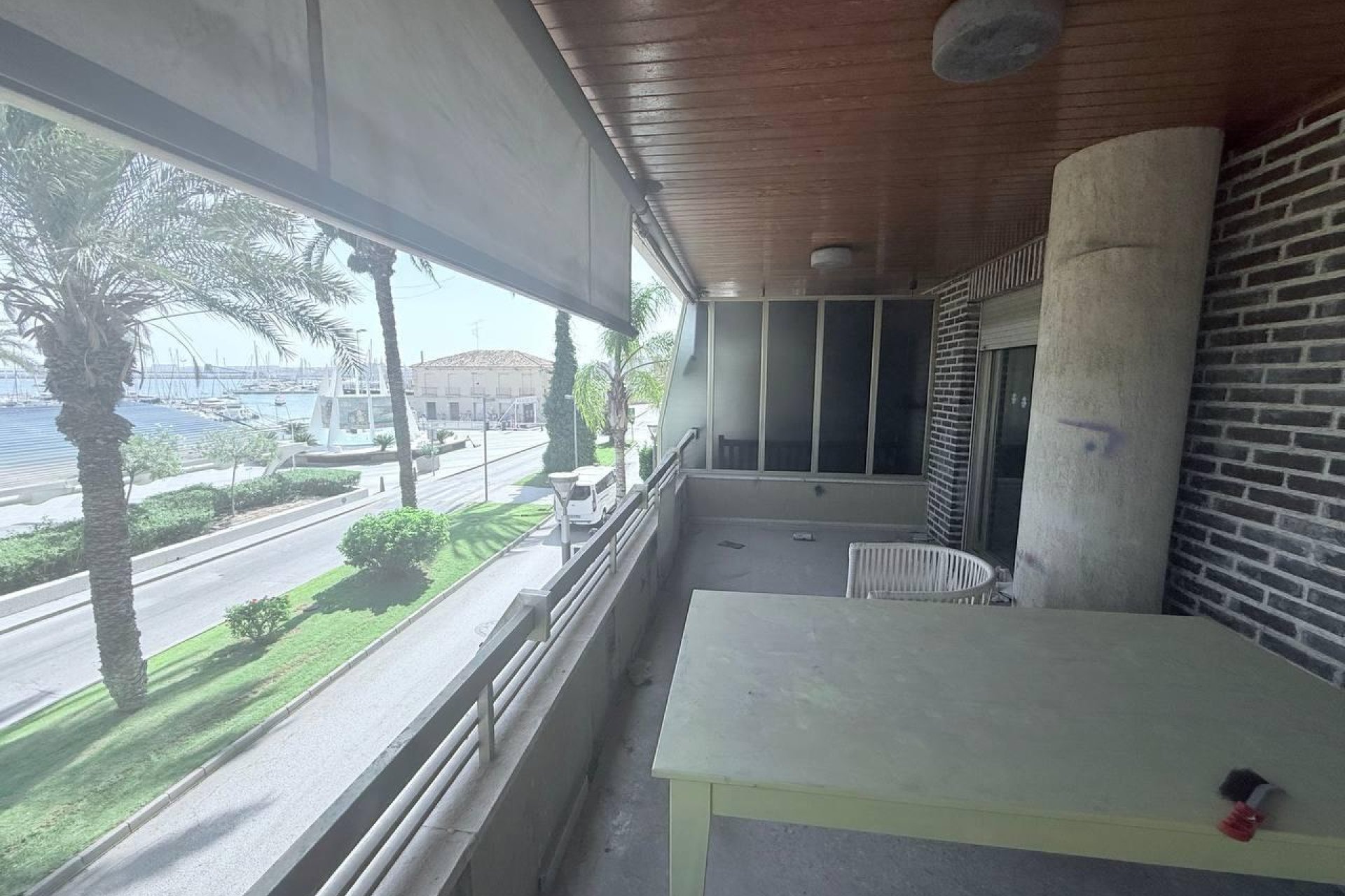 Segunda mano - Apartamento -
Torrevieja - Puerto