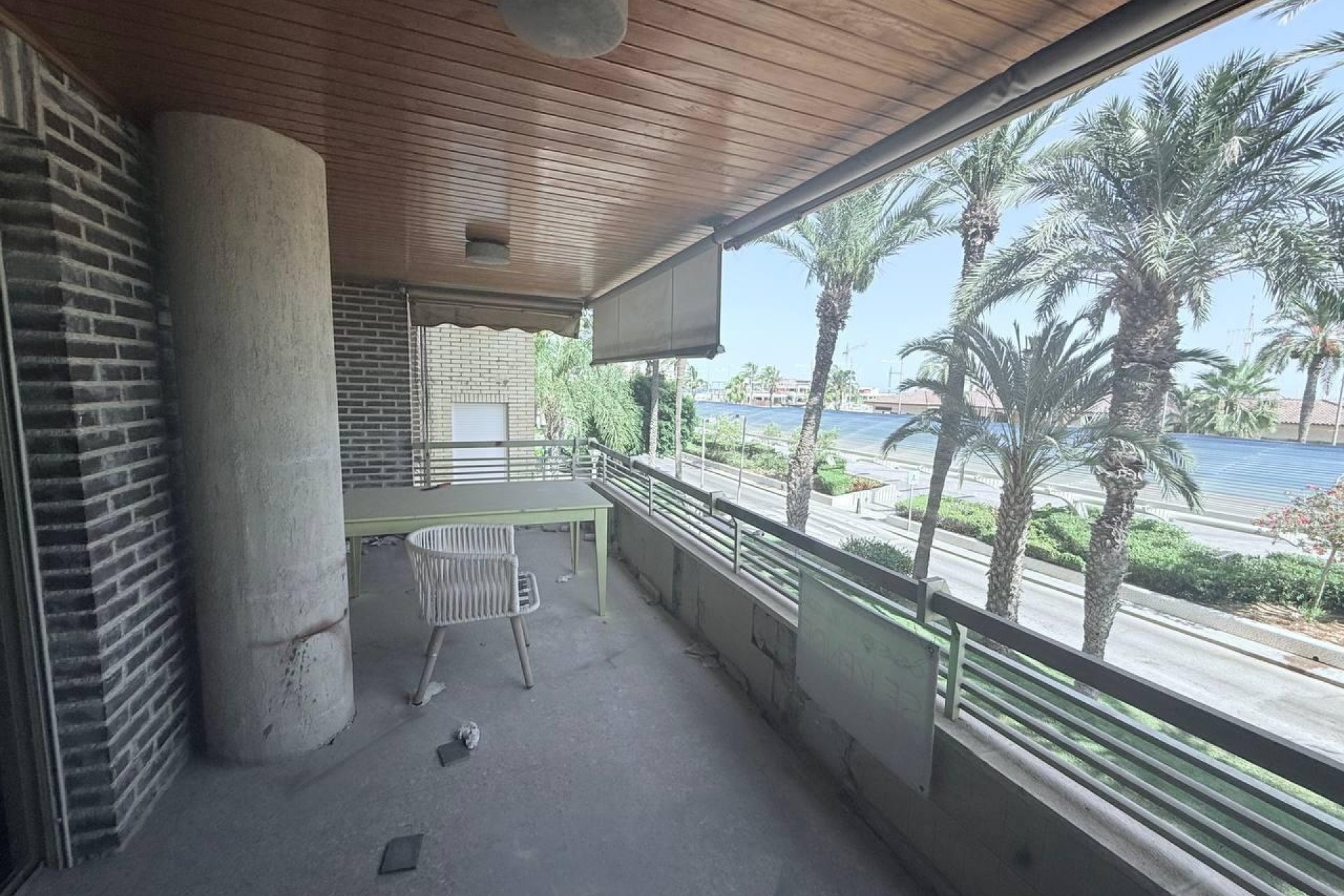 Segunda mano - Apartamento -
Torrevieja - Puerto