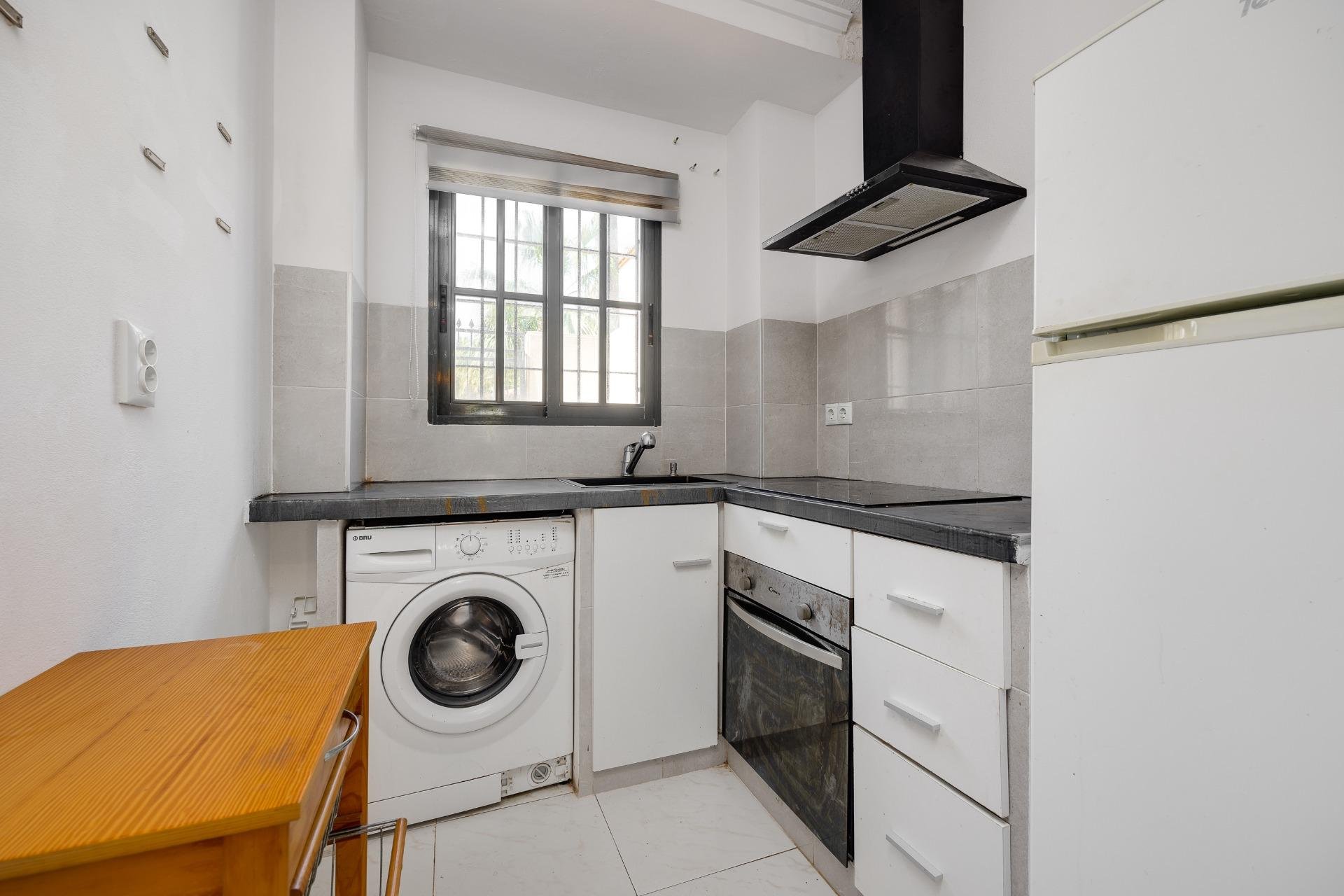 Segunda mano - Apartamento -
Torrevieja - Punta Prima