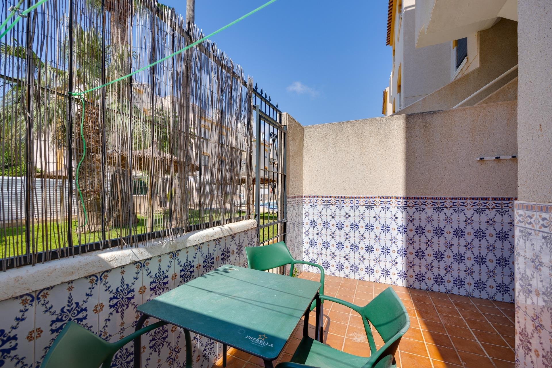 Segunda mano - Apartamento -
Torrevieja - Punta Prima