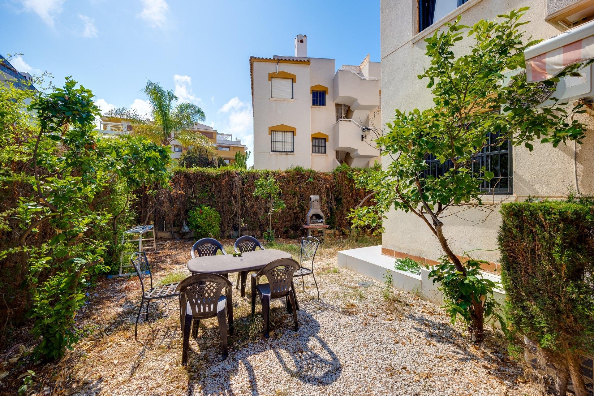 Segunda mano - Apartamento -
Torrevieja - Punta Prima