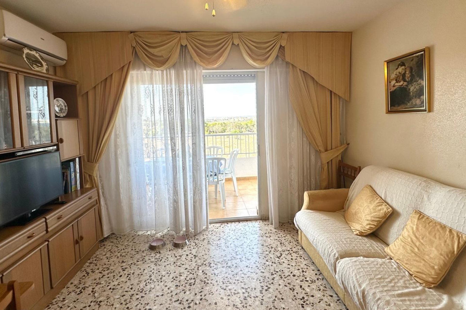 Segunda mano - Apartamento -
Torrevieja - Punta Prima