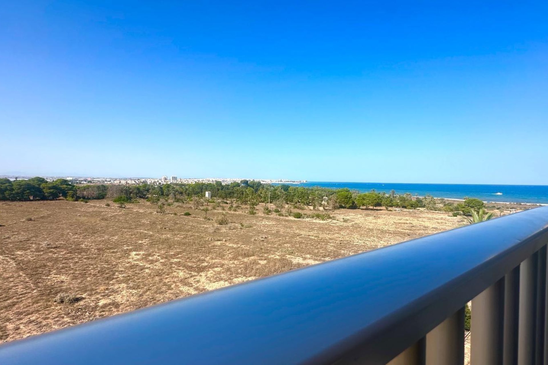 Segunda mano - Apartamento -
Torrevieja - Punta Prima