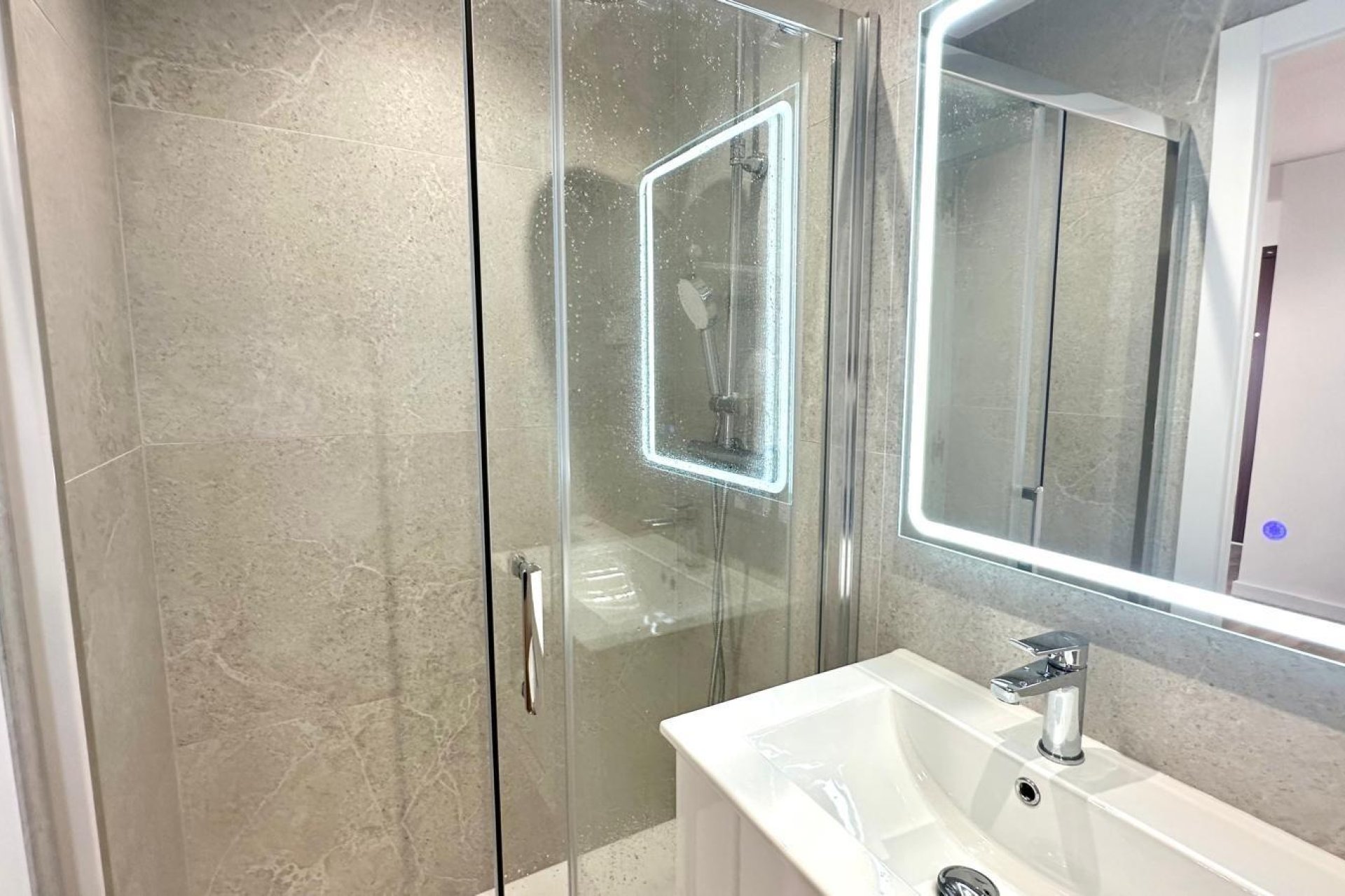Segunda mano - Apartamento -
Torrevieja - Punta Prima