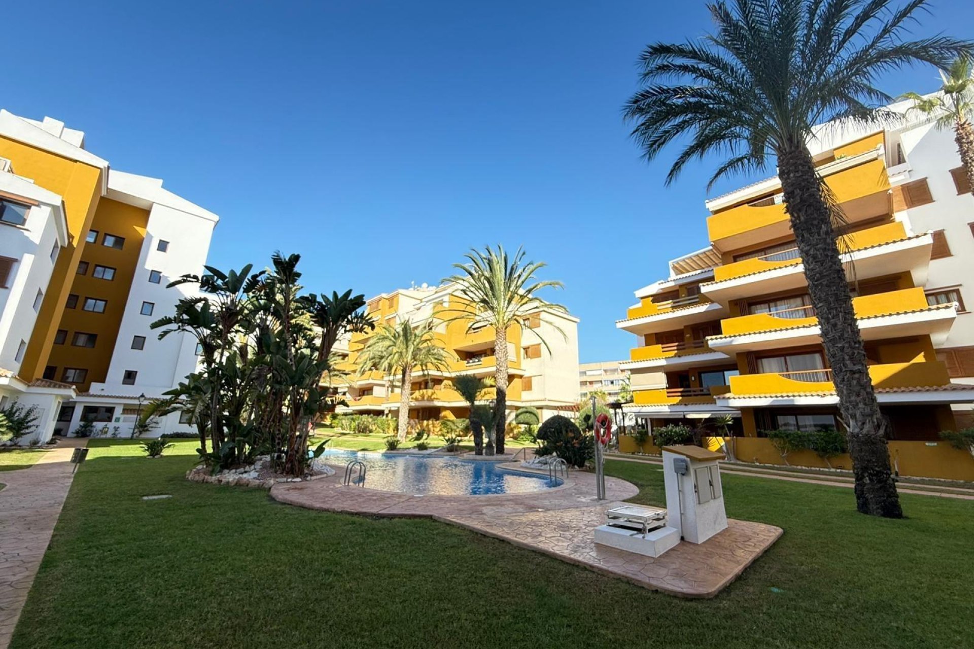 Segunda mano - Apartamento -
Torrevieja - Punta Prima