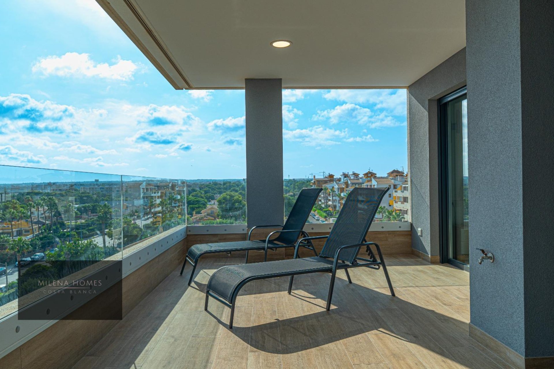 Segunda mano - Apartamento -
Torrevieja - Punta Prima