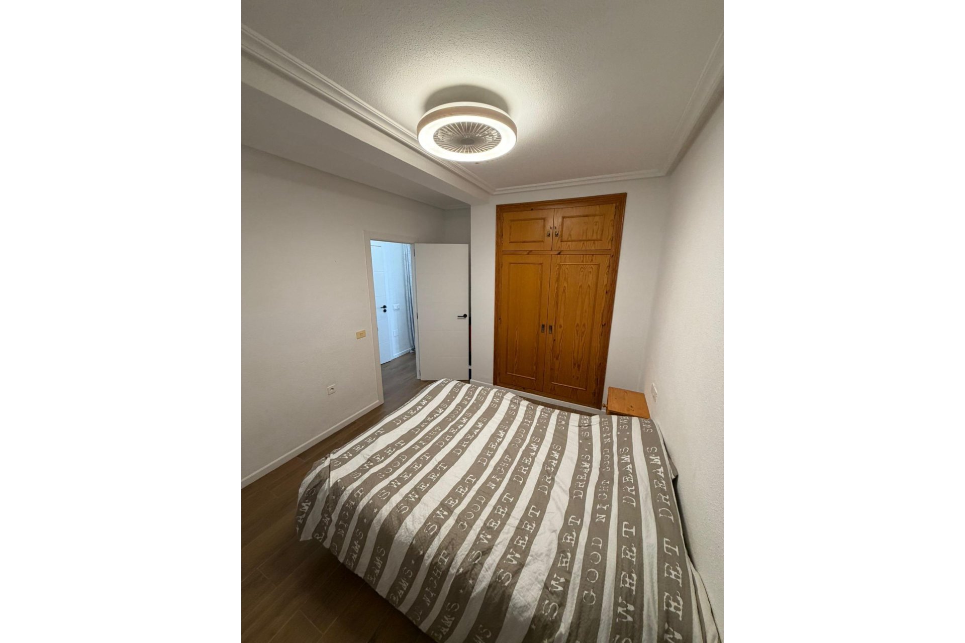 Segunda mano - Apartamento -
Torrevieja - Punta Prima