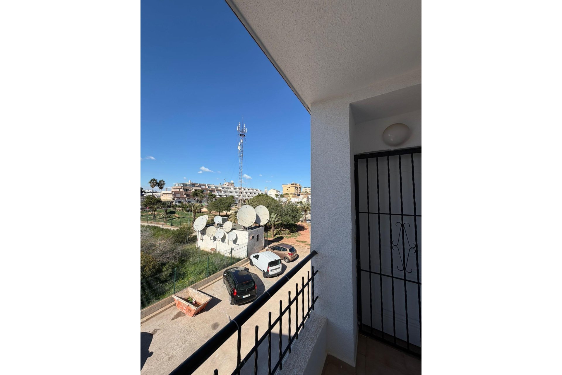 Segunda mano - Apartamento -
Torrevieja - Punta Prima