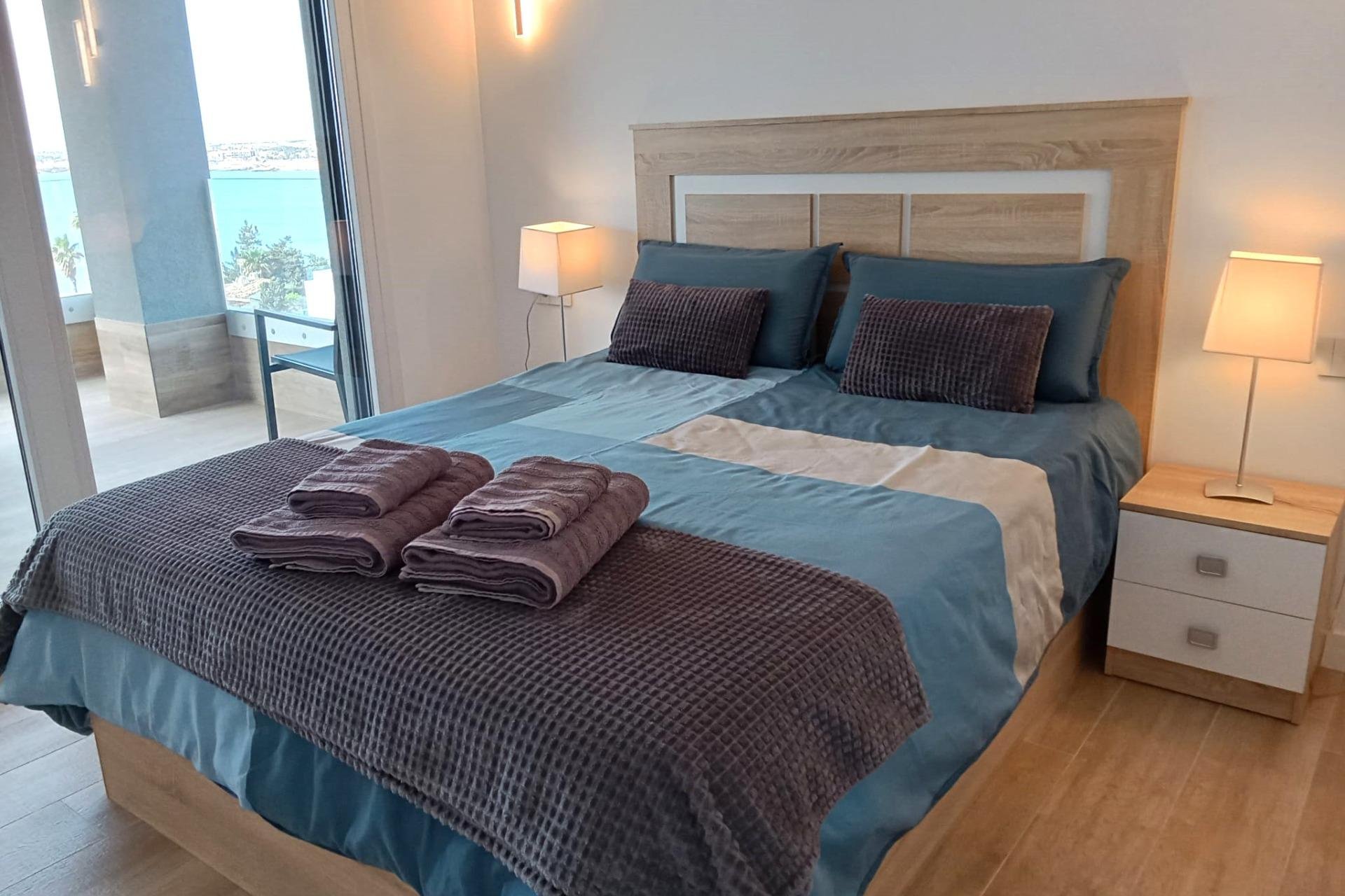 Segunda mano - Apartamento -
Torrevieja - Punta Prima