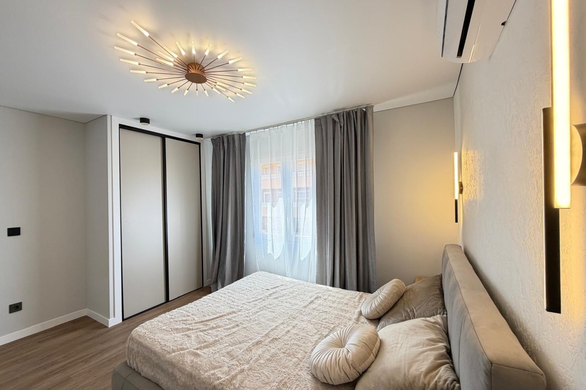 Segunda mano - Apartamento -
Torrevieja - Punta Prima