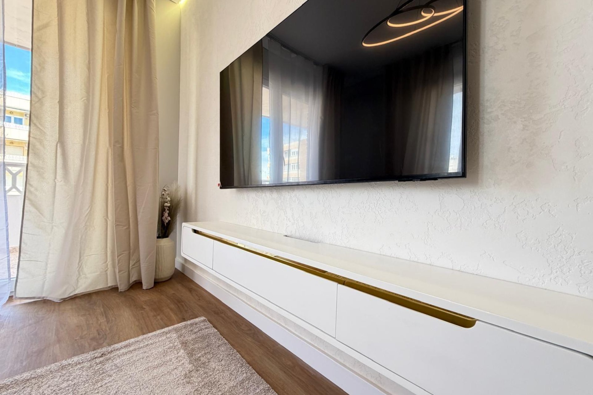 Segunda mano - Apartamento -
Torrevieja - Punta Prima