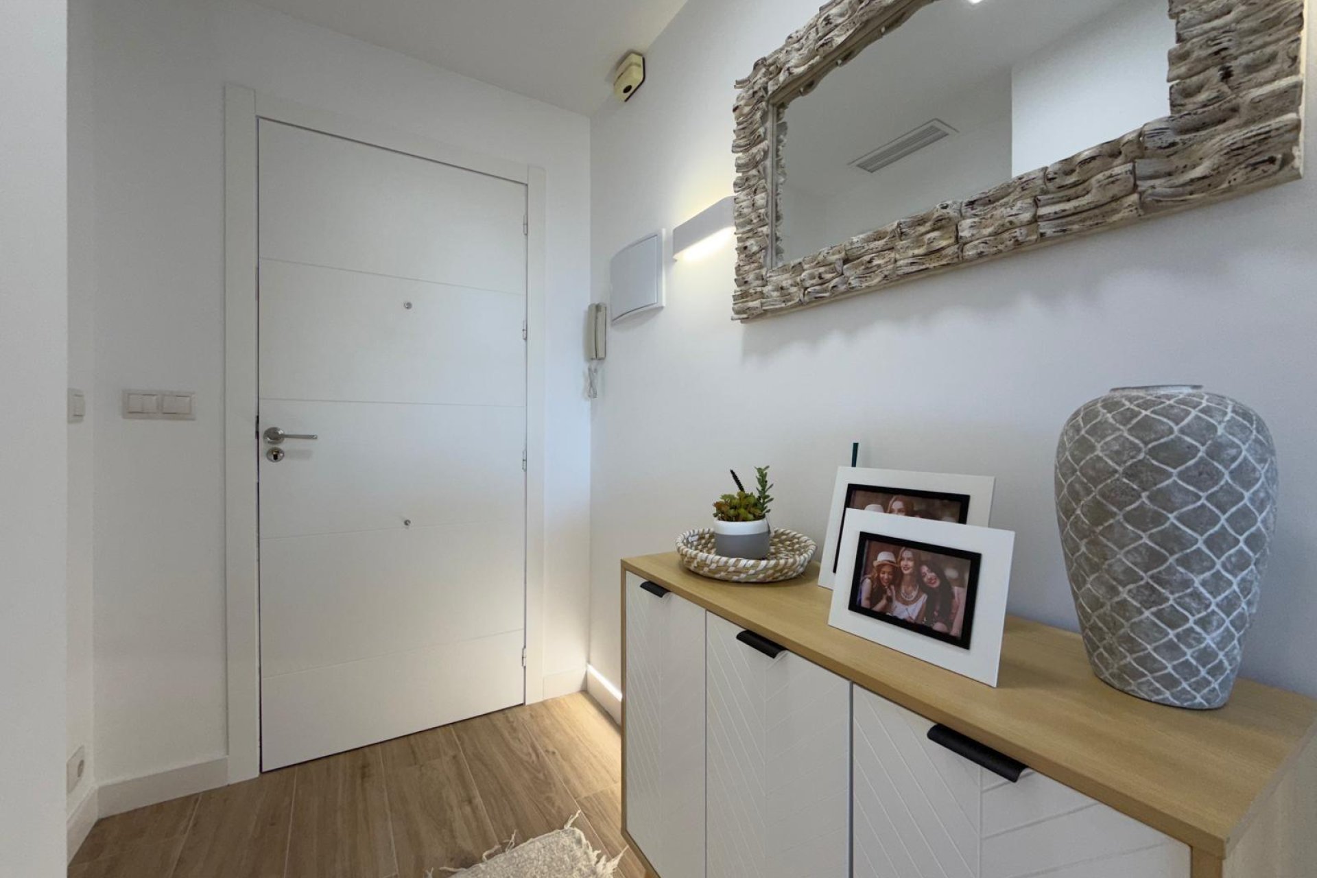 Segunda mano - Apartamento -
Torrevieja - Punta Prima