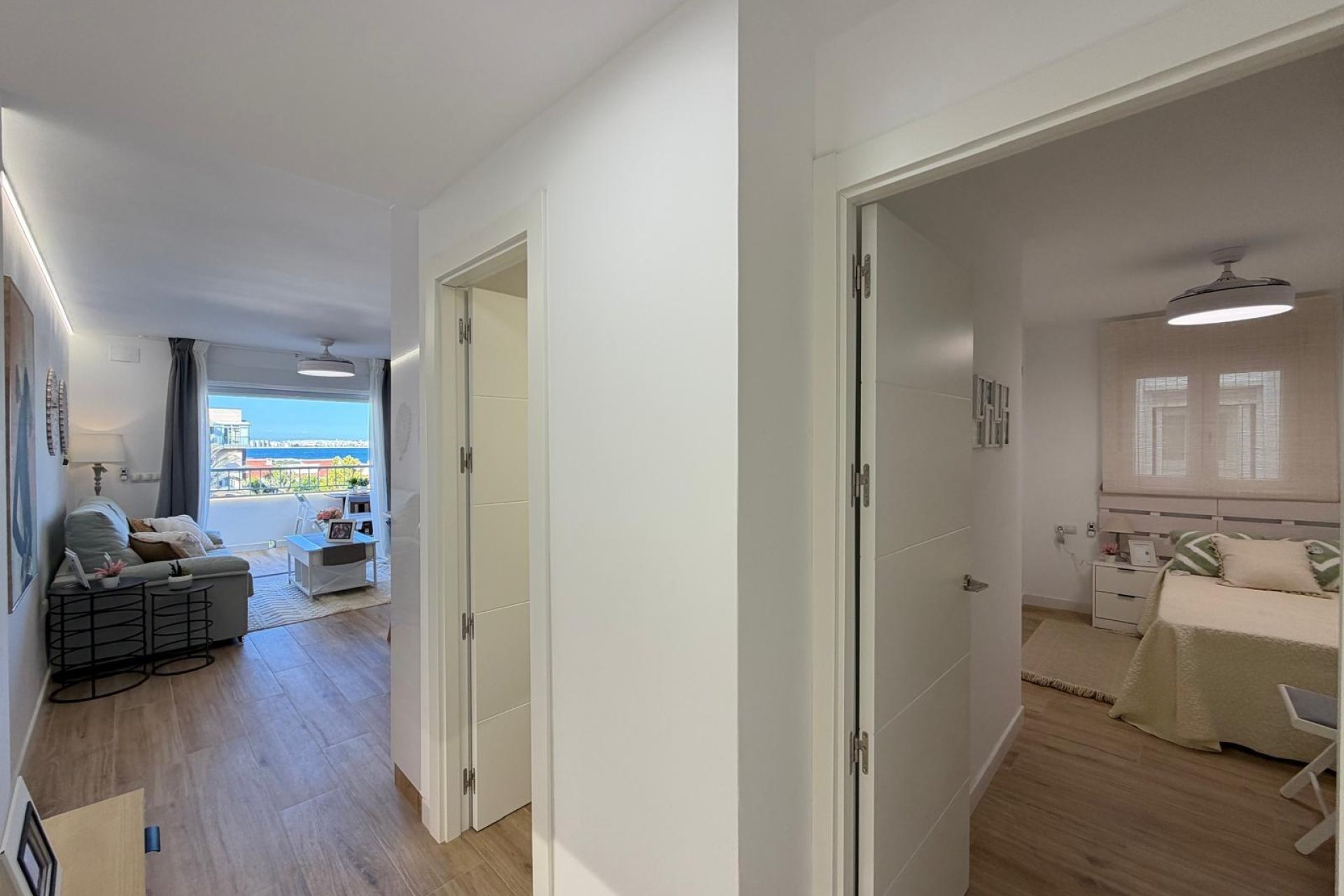 Segunda mano - Apartamento -
Torrevieja - Punta Prima