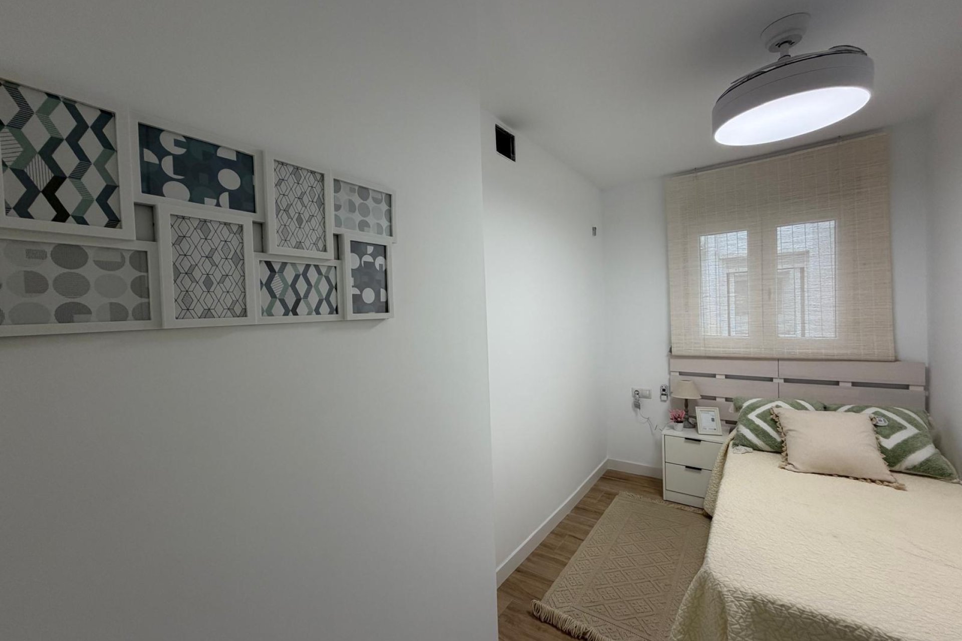 Segunda mano - Apartamento -
Torrevieja - Punta Prima