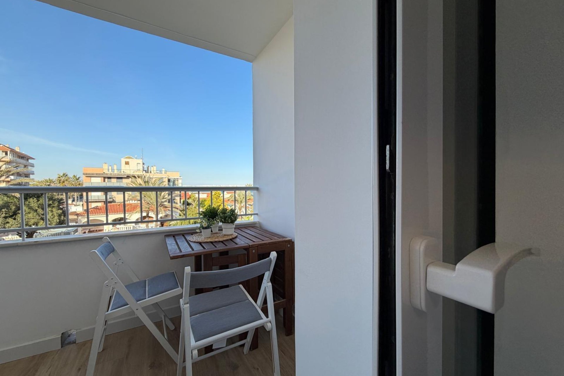 Segunda mano - Apartamento -
Torrevieja - Punta Prima