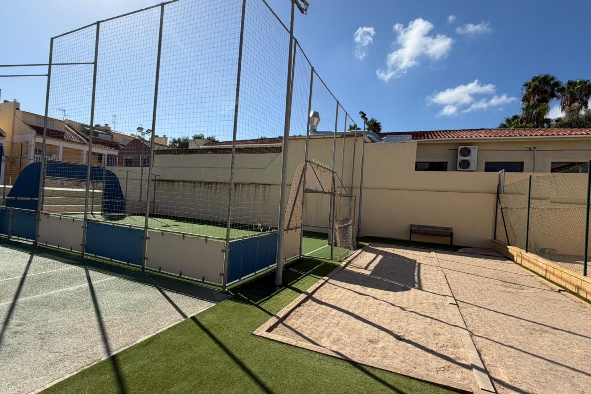 Segunda mano - Apartamento -
Torrevieja - Torreblanca