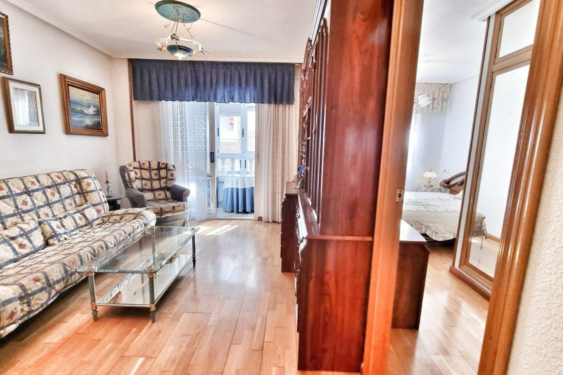 Segunda mano - Apartamento -
Torrevieja