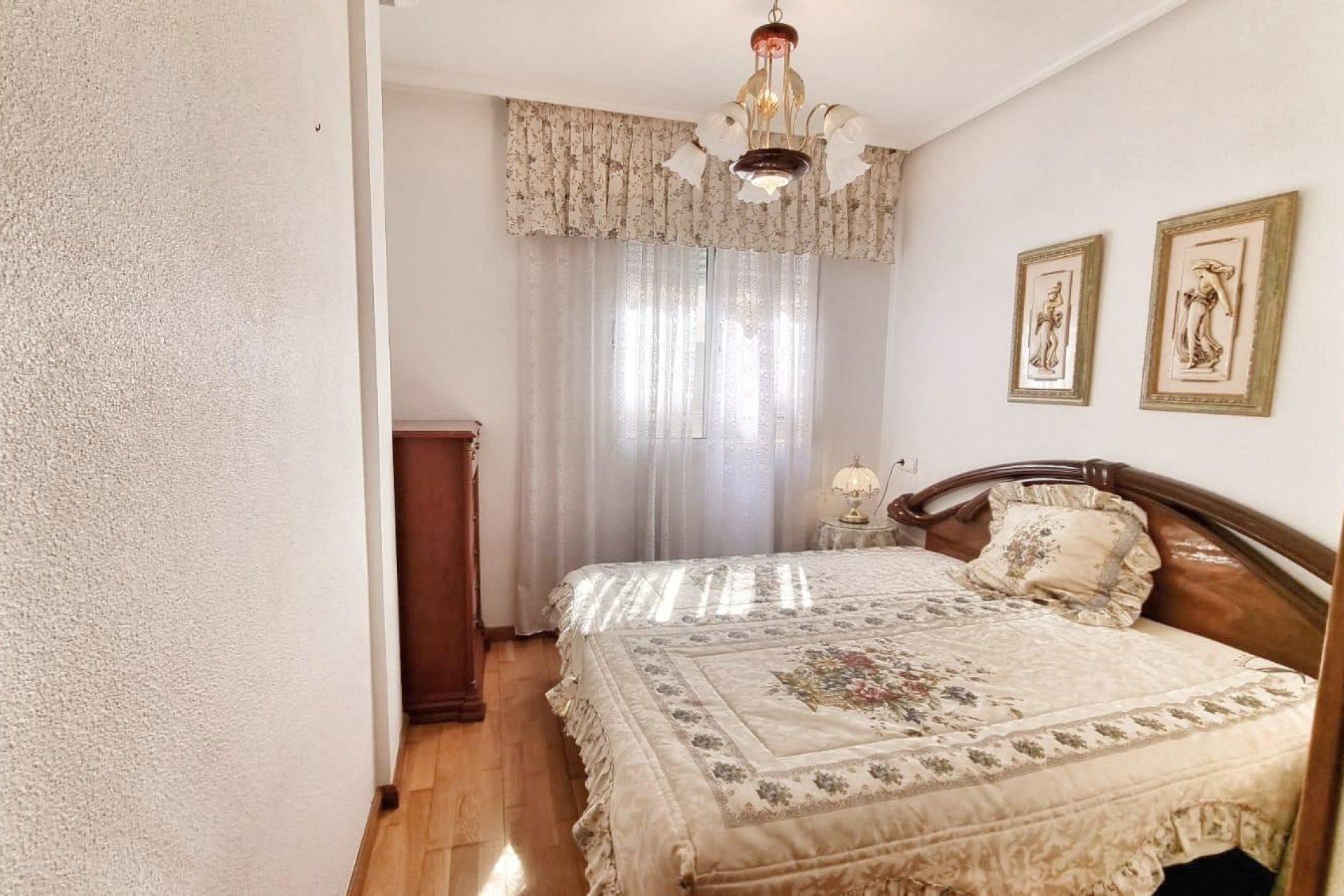 Segunda mano - Apartamento -
Torrevieja