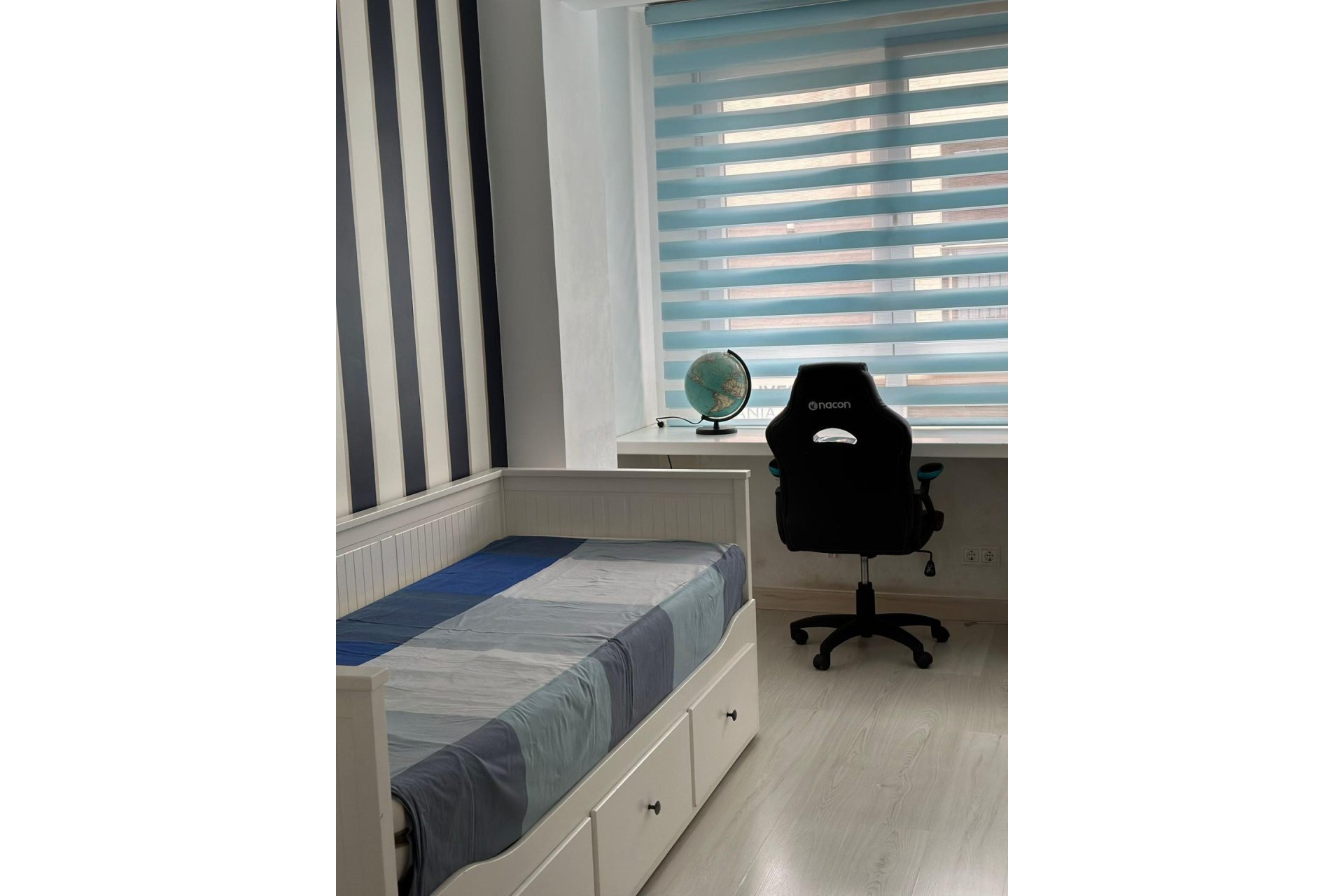 Segunda mano - Apartamento -
Torrevieja
