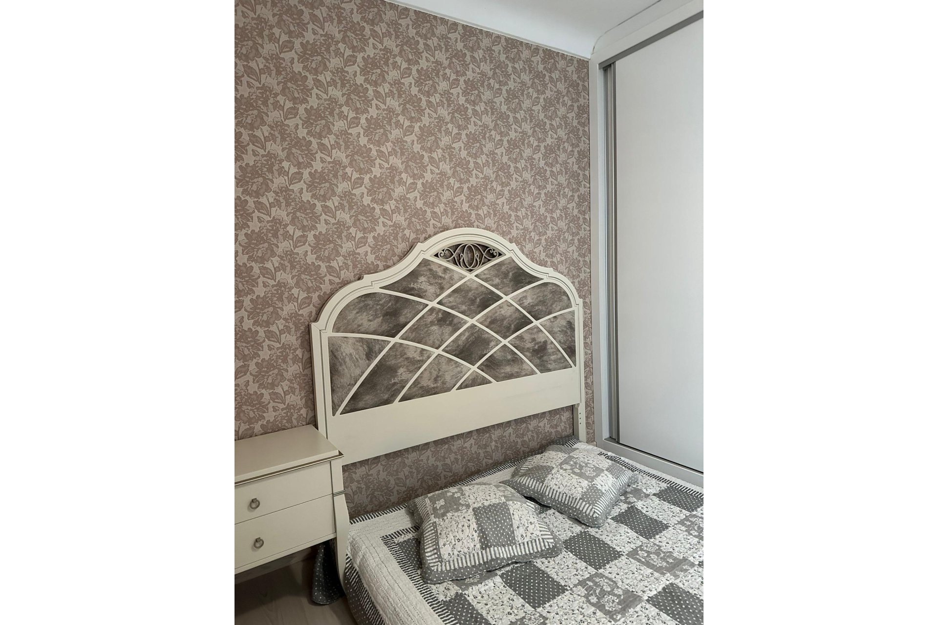 Segunda mano - Apartamento -
Torrevieja