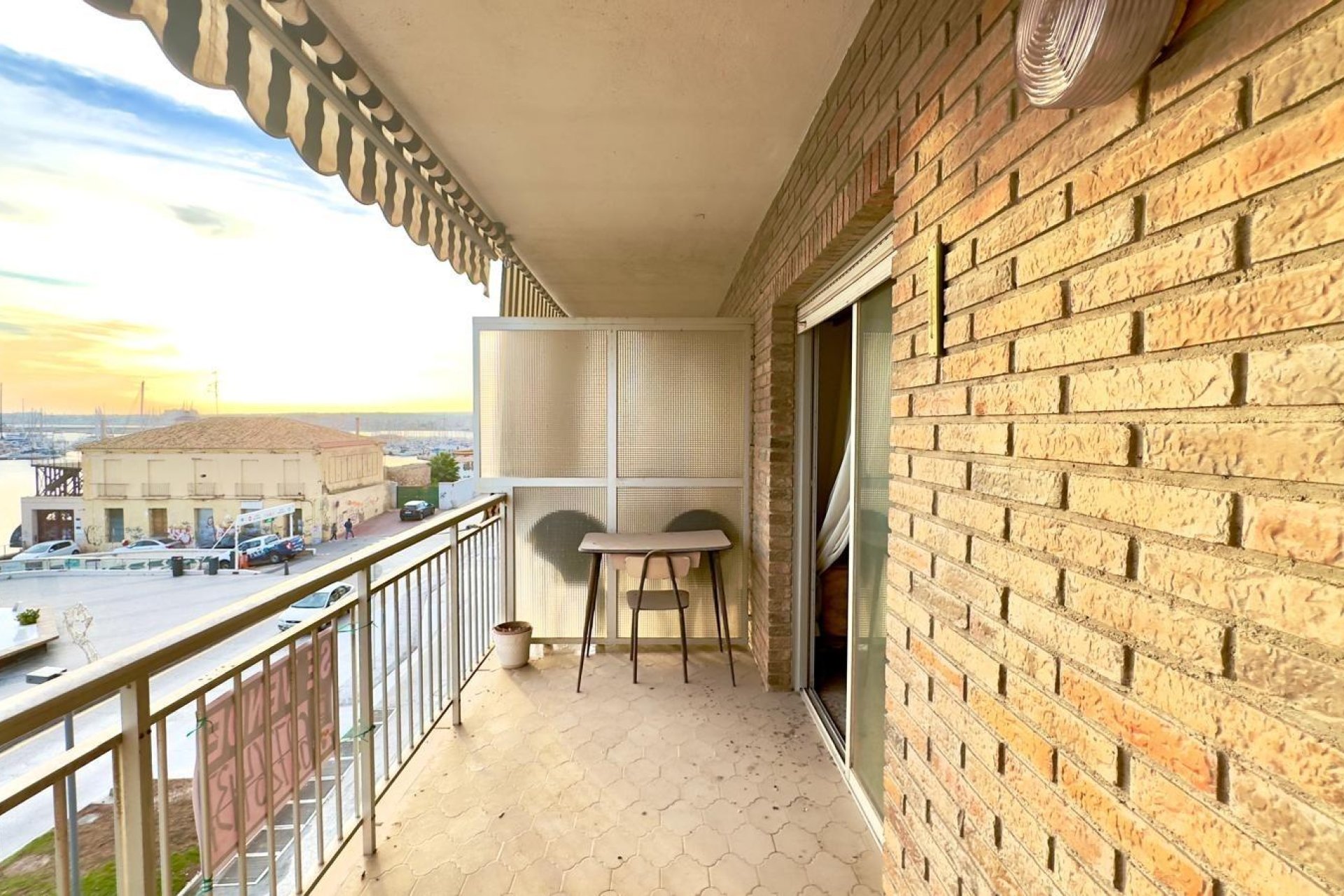 Segunda mano - Apartamento -
Torrevieja