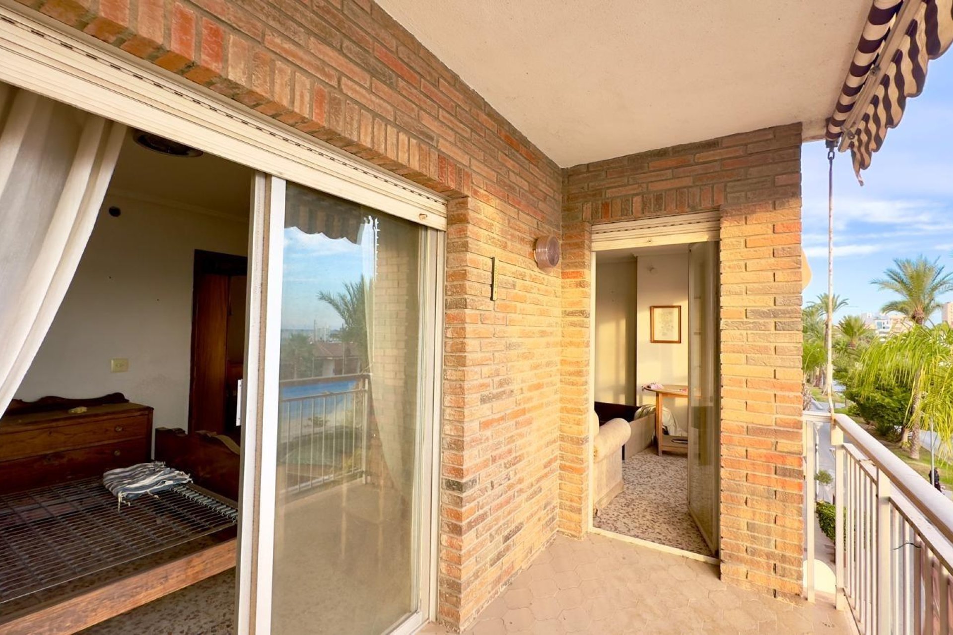 Segunda mano - Apartamento -
Torrevieja