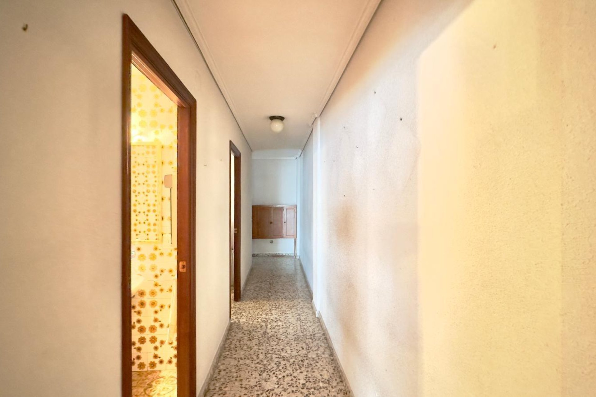 Segunda mano - Apartamento -
Torrevieja