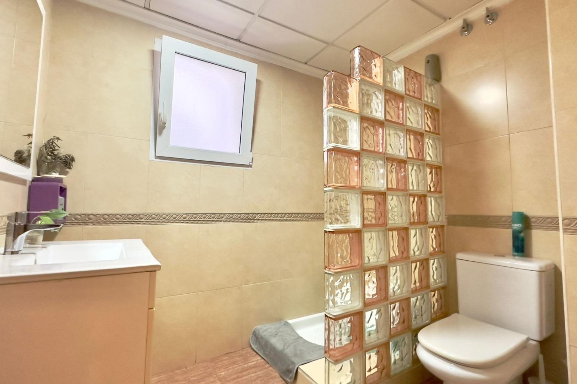 Segunda mano - Apartamento -
Torrevieja