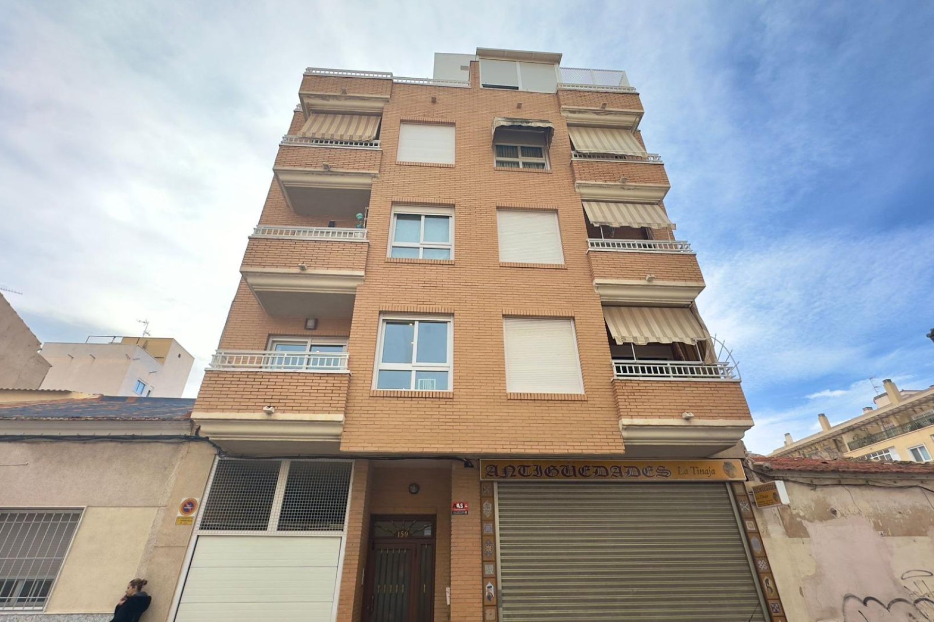 Segunda mano - Apartamento -
Torrevieja