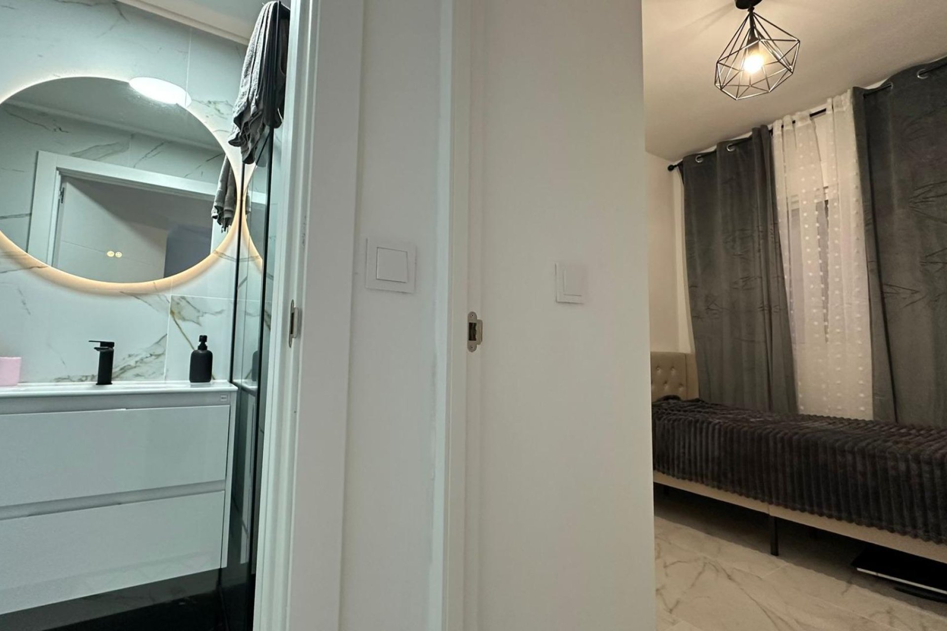 Segunda mano - Apartamento -
Torrevieja