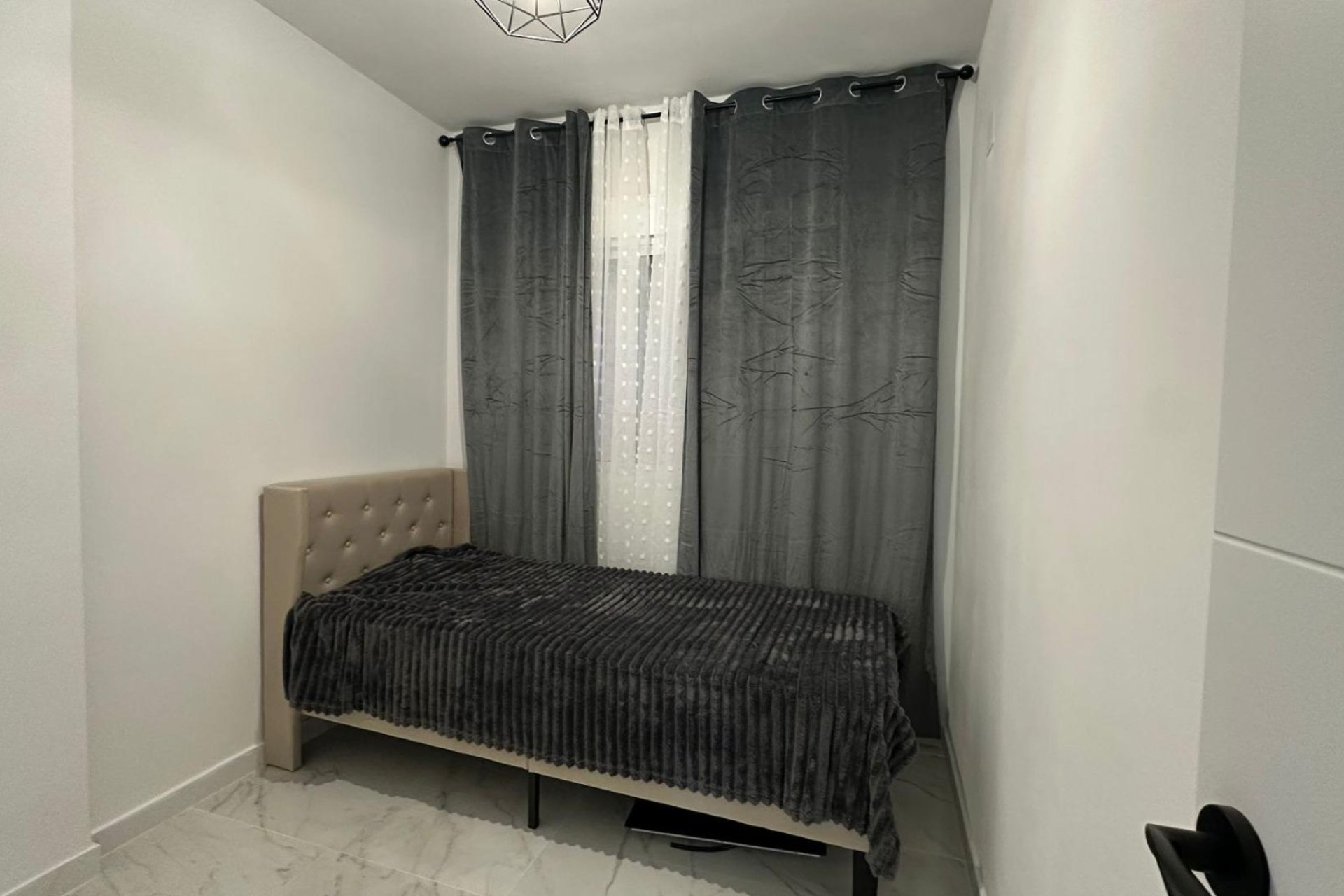 Segunda mano - Apartamento -
Torrevieja