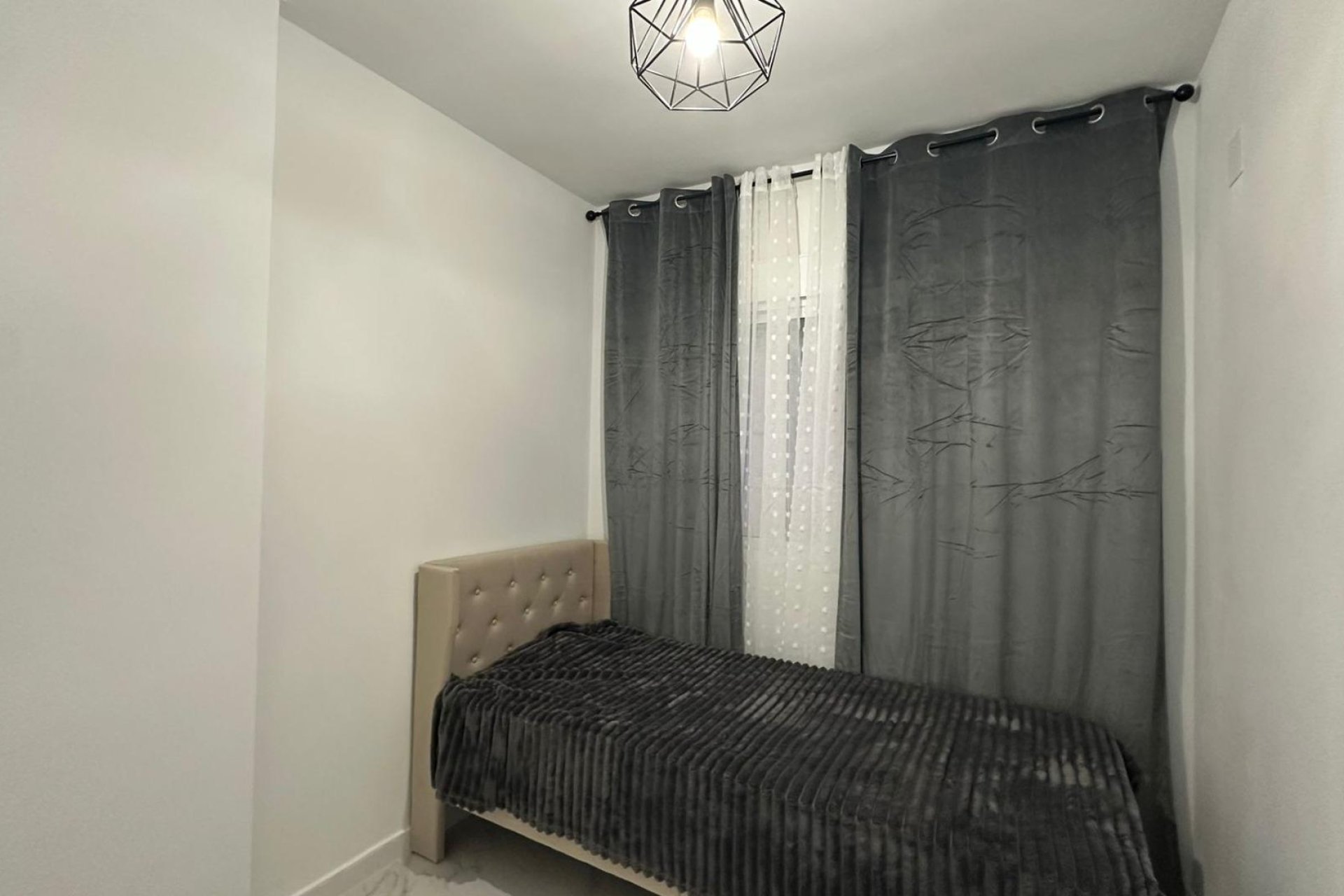 Segunda mano - Apartamento -
Torrevieja