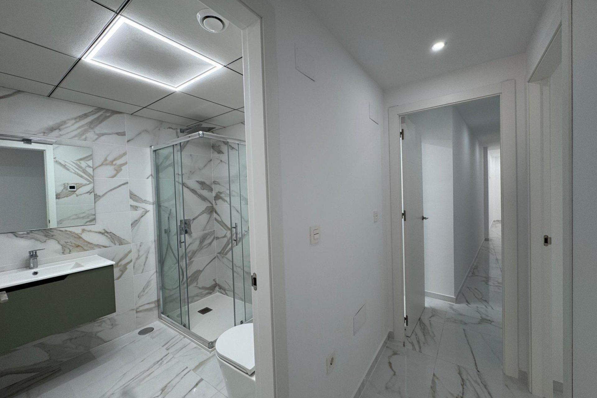 Segunda mano - Apartamento -
Torrevieja