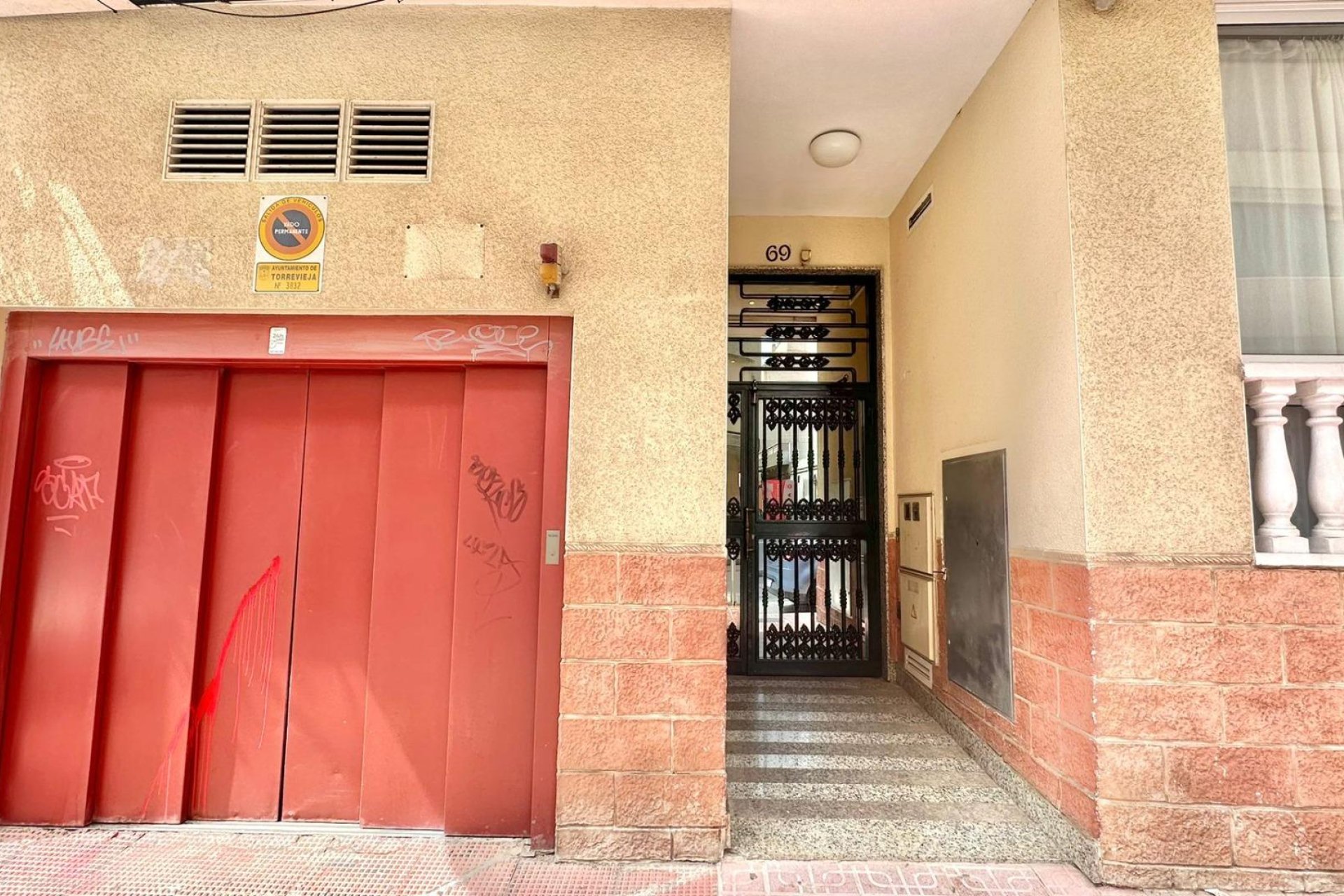 Segunda mano - Apartamento -
Torrevieja