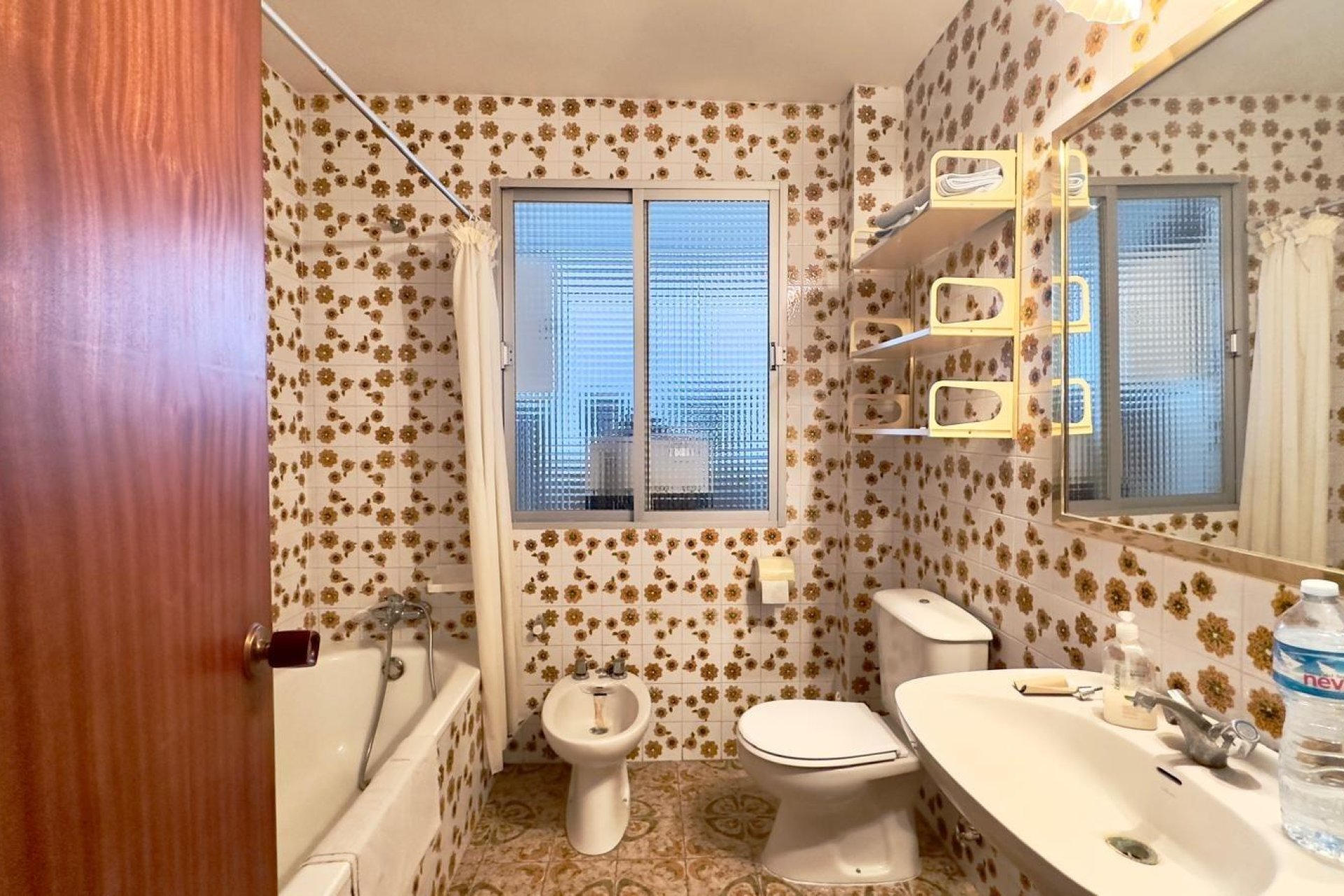 Segunda mano - Apartamento -
Torrevieja