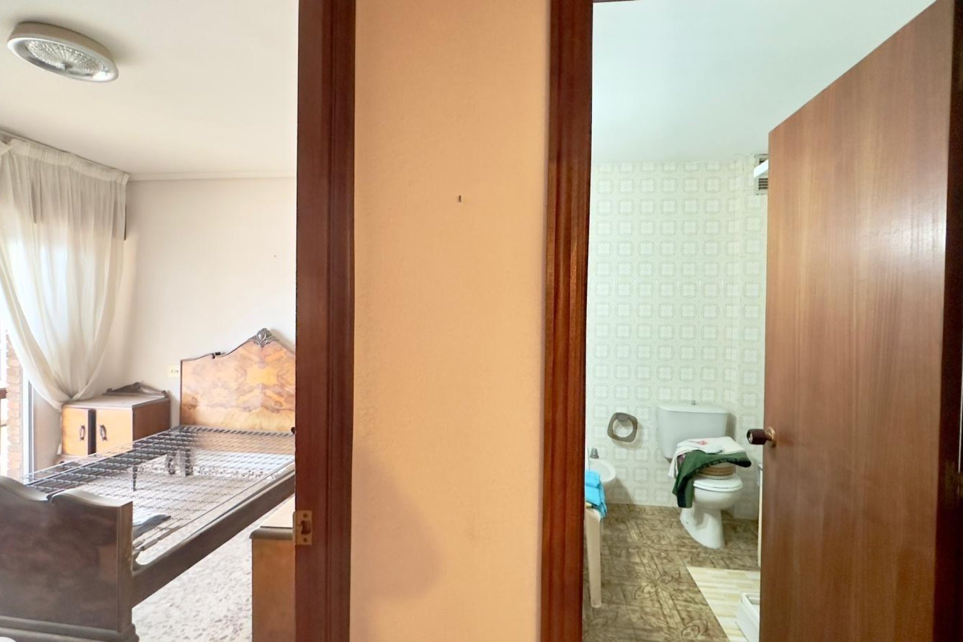 Segunda mano - Apartamento -
Torrevieja