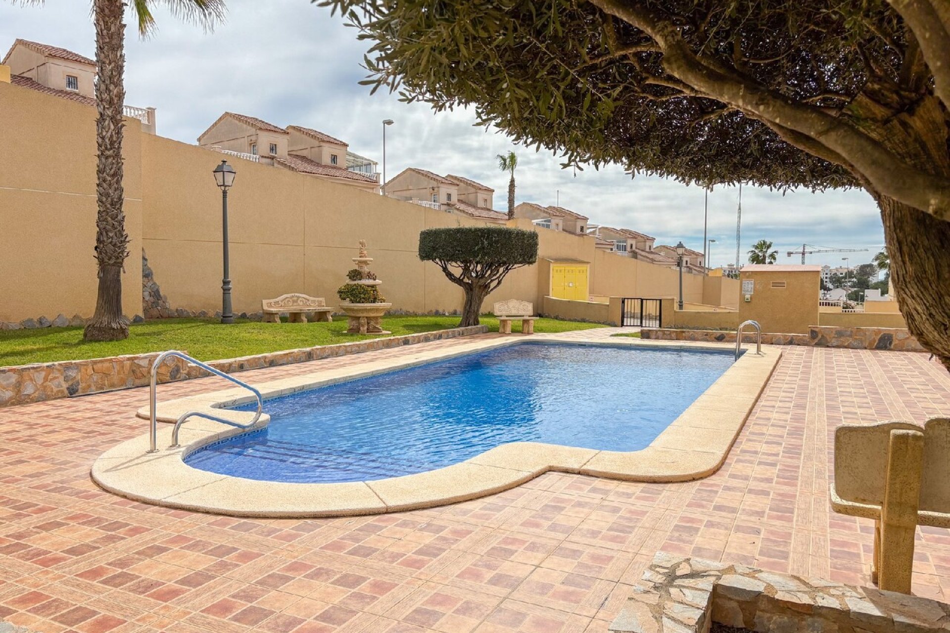 Segunda mano - Apartamento -
Villamartin - Costa Blanca