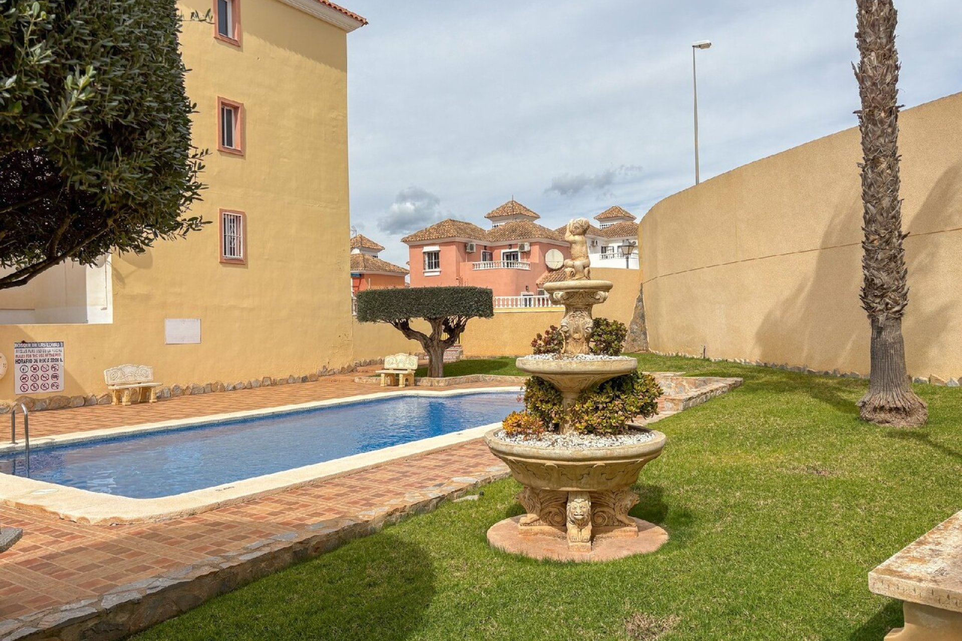 Segunda mano - Apartamento -
Villamartin - Costa Blanca