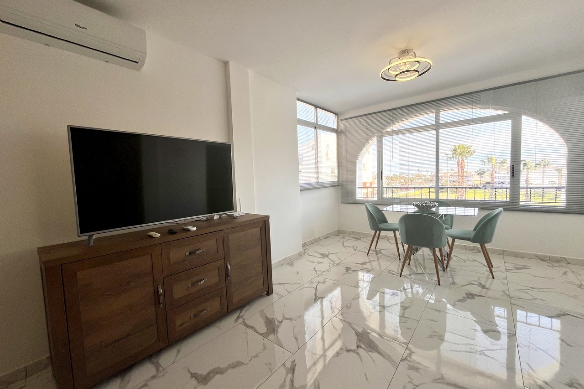Segunda mano - Apartamento -
Villamartin - Costa Blanca