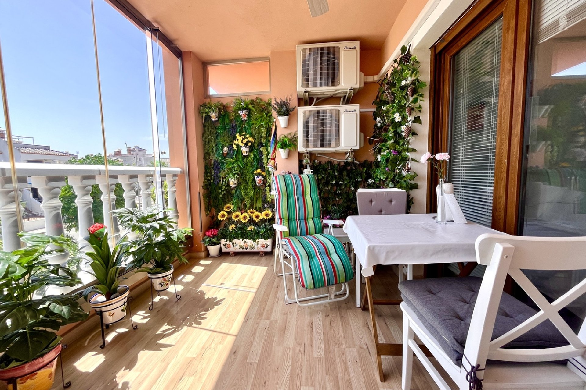 Segunda mano - Apartamento -
Villamartin - Costa Blanca