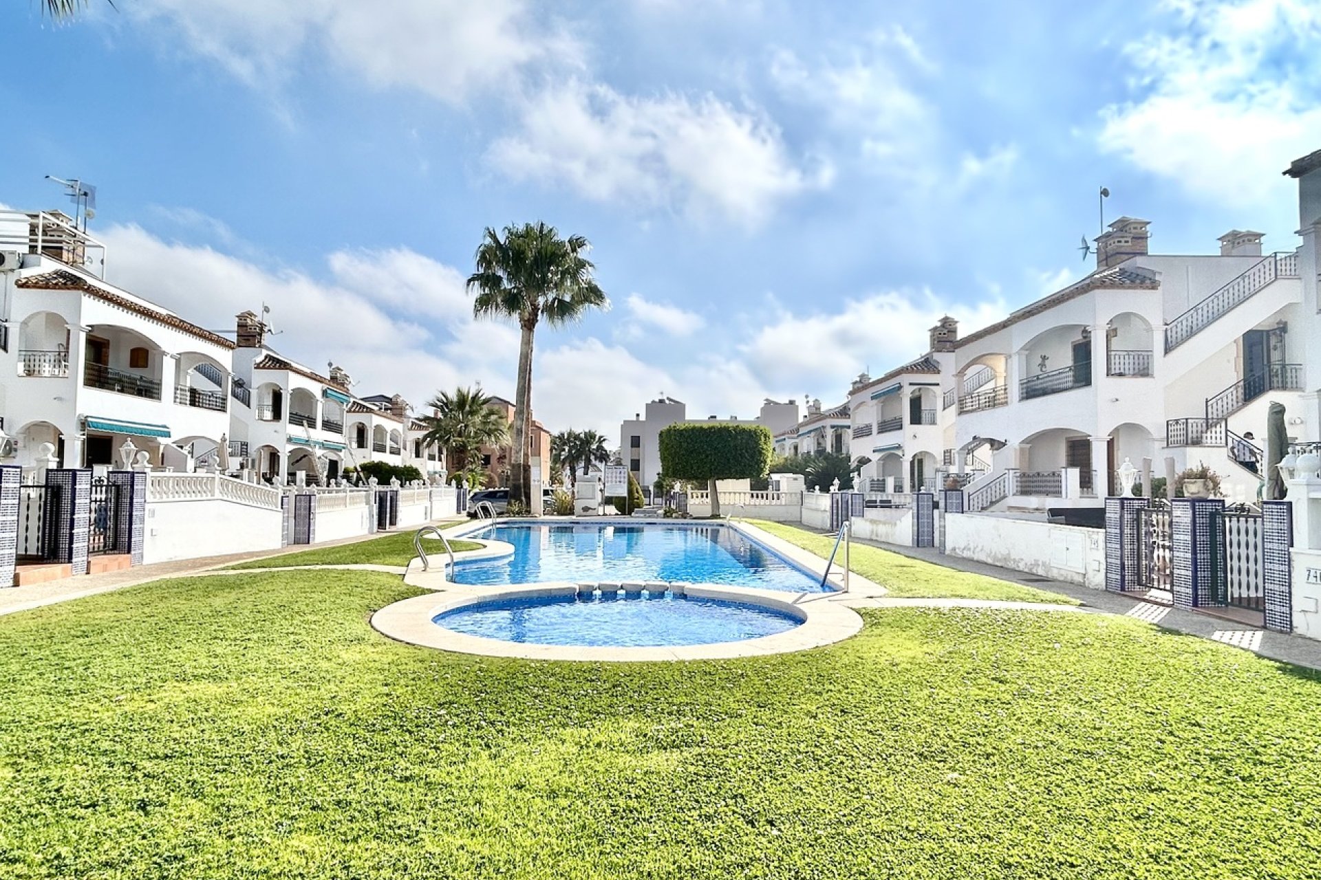 Segunda mano - Apartamento -
Villamartin - Costa Blanca