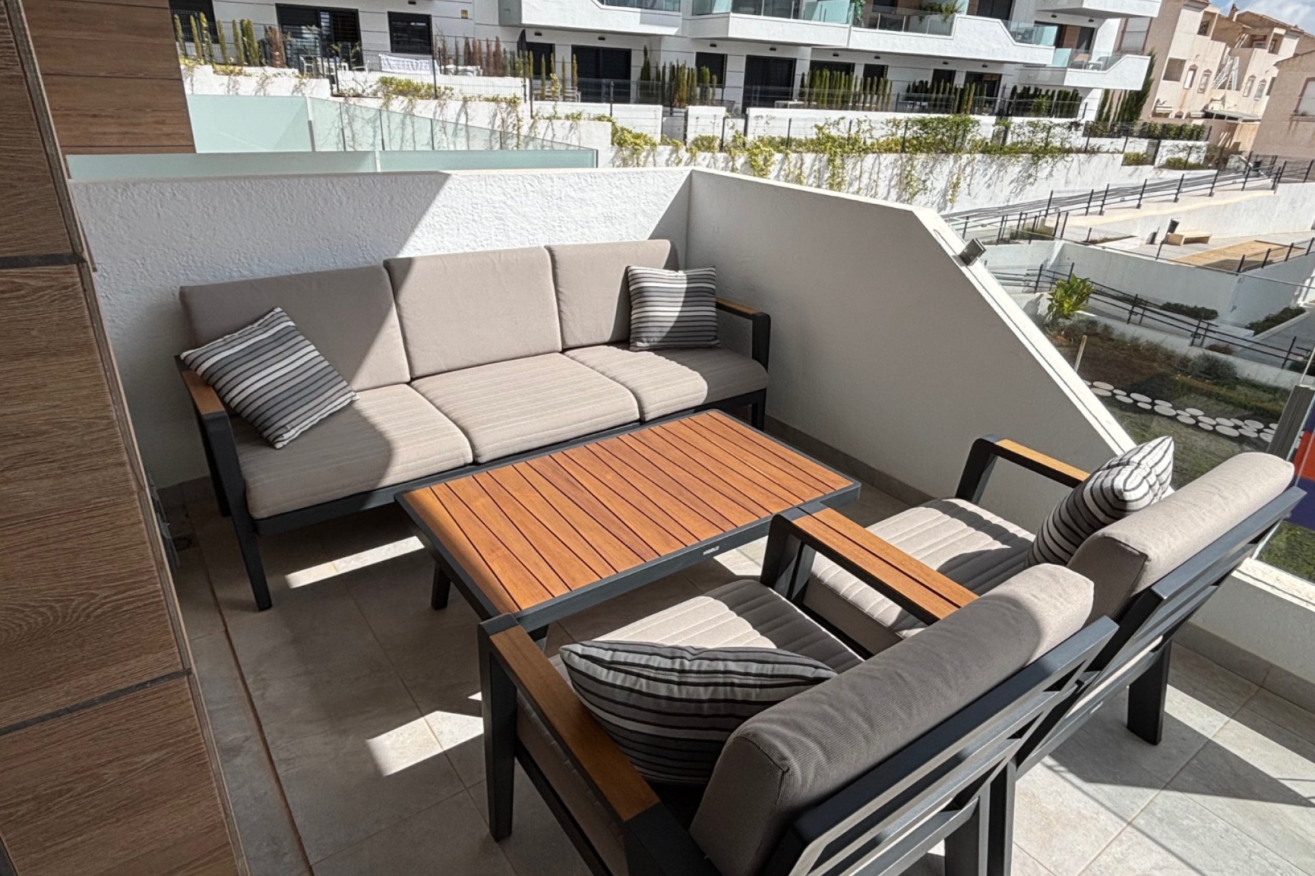 Segunda mano - Apartamento -
Villamartin - Costa Blanca